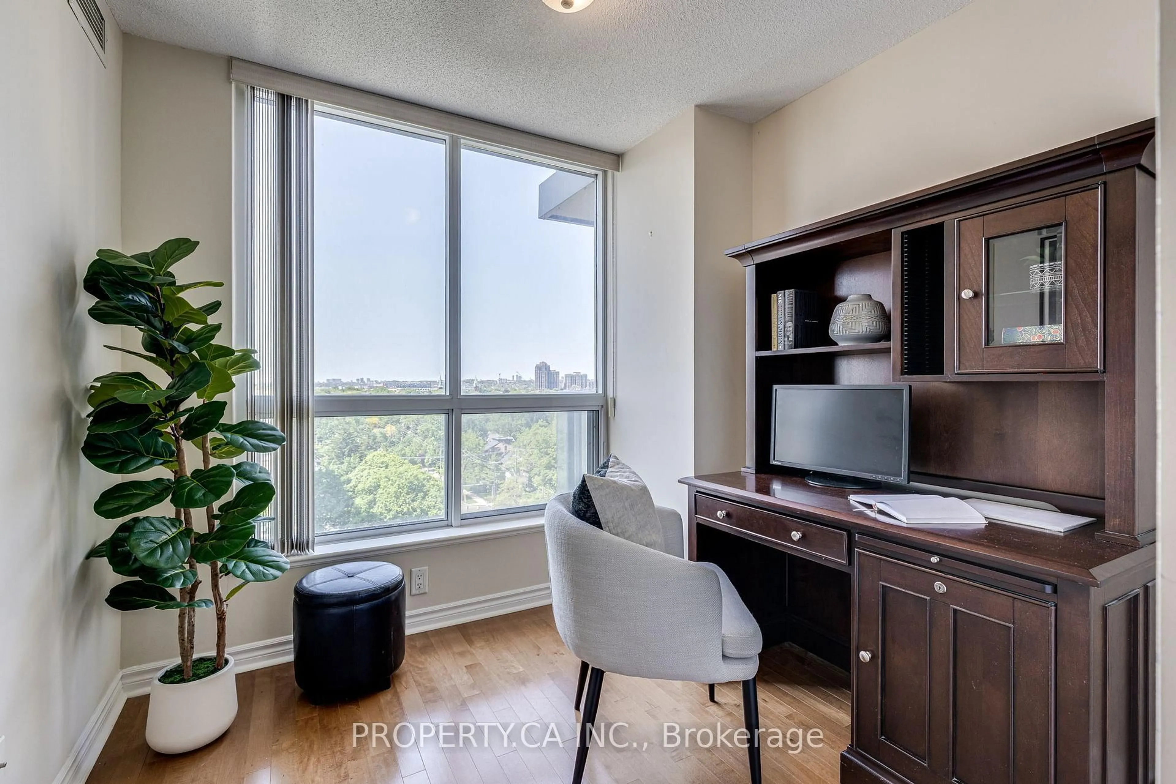 A pic of a room for 70 High Park Ave #1003, Toronto Ontario M6P 1A1