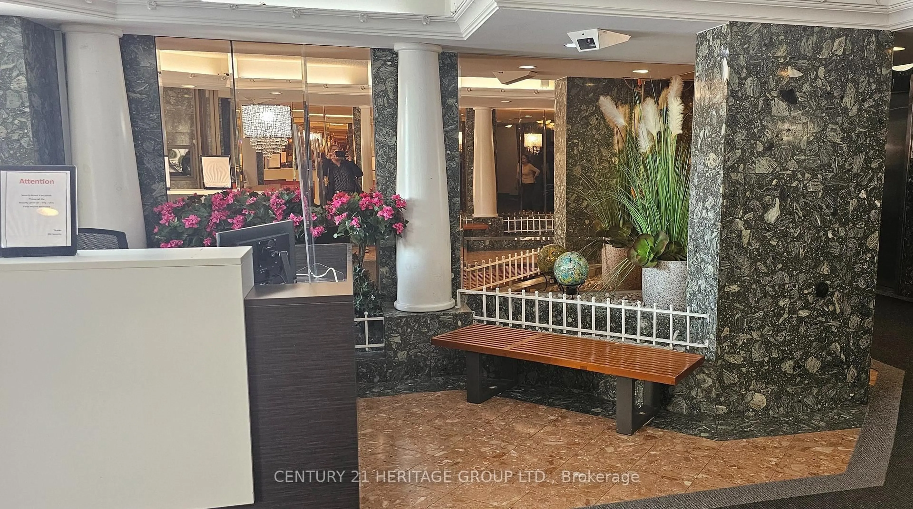 Lobby for 236 Albion Rd #807, Toronto Ontario M9W 6A6