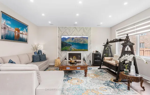 Additional property image - 35 Farringdon Cres