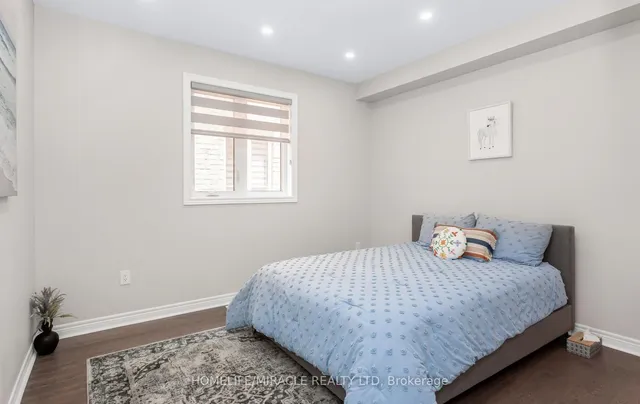 Additional property image - 35 Farringdon Cres
