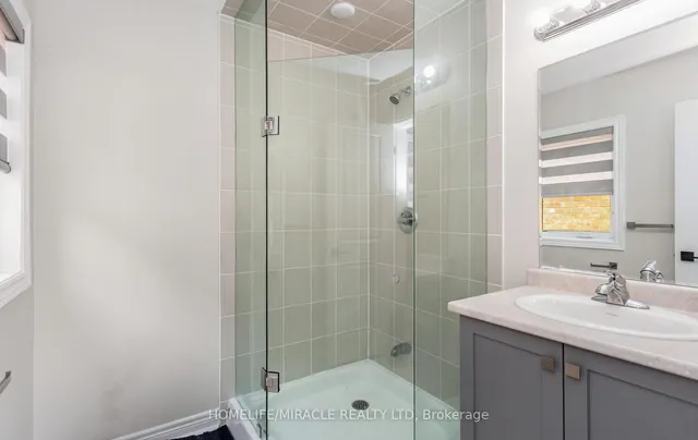 Additional property image - 35 Farringdon Cres