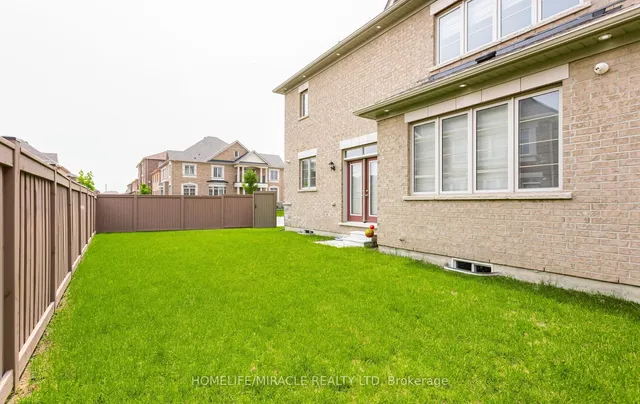 Additional property image - 35 Farringdon Cres