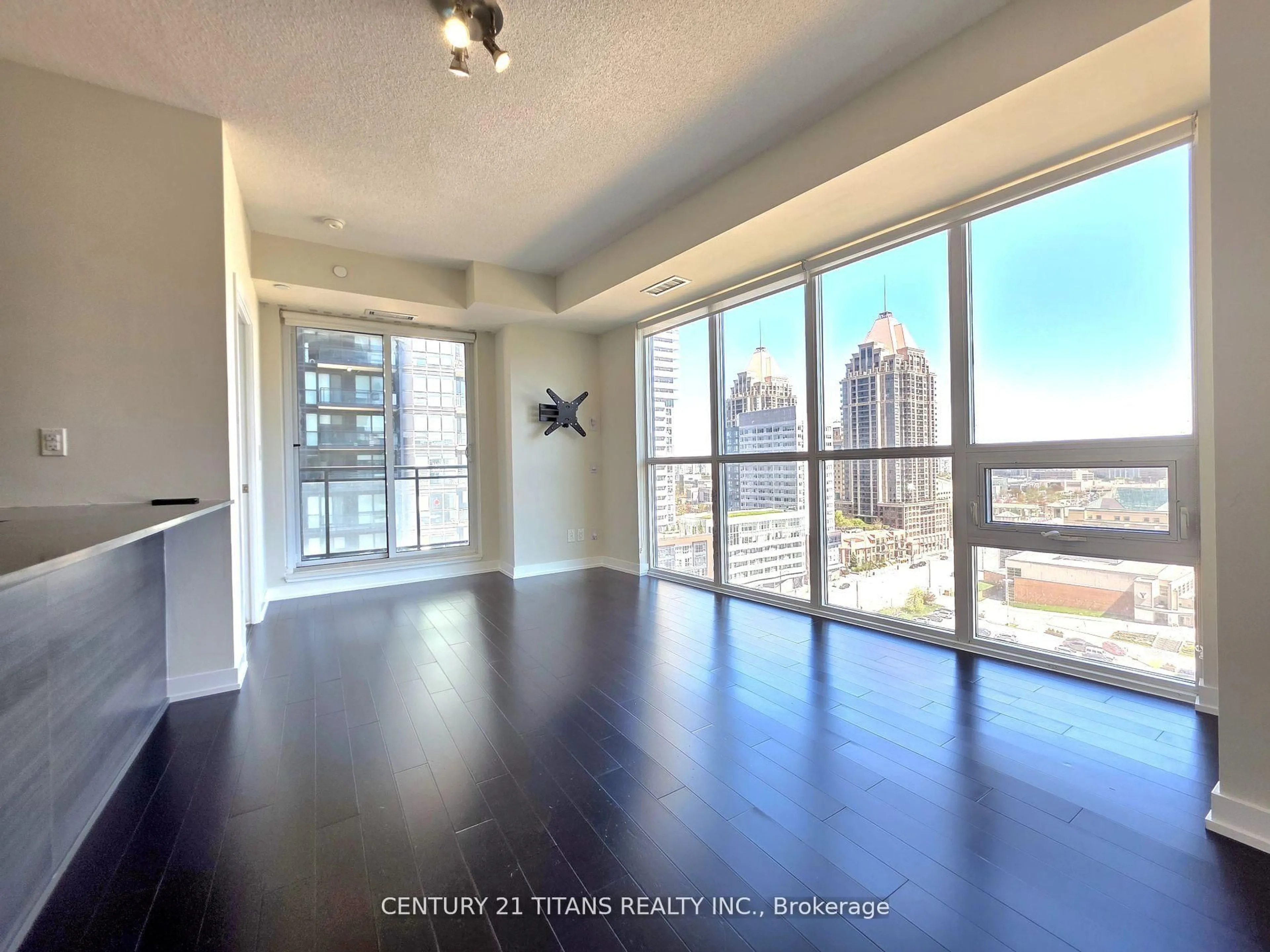 A pic of a room for 4011 Brickstone Mews #1205, Mississauga Ontario L5B 0G3