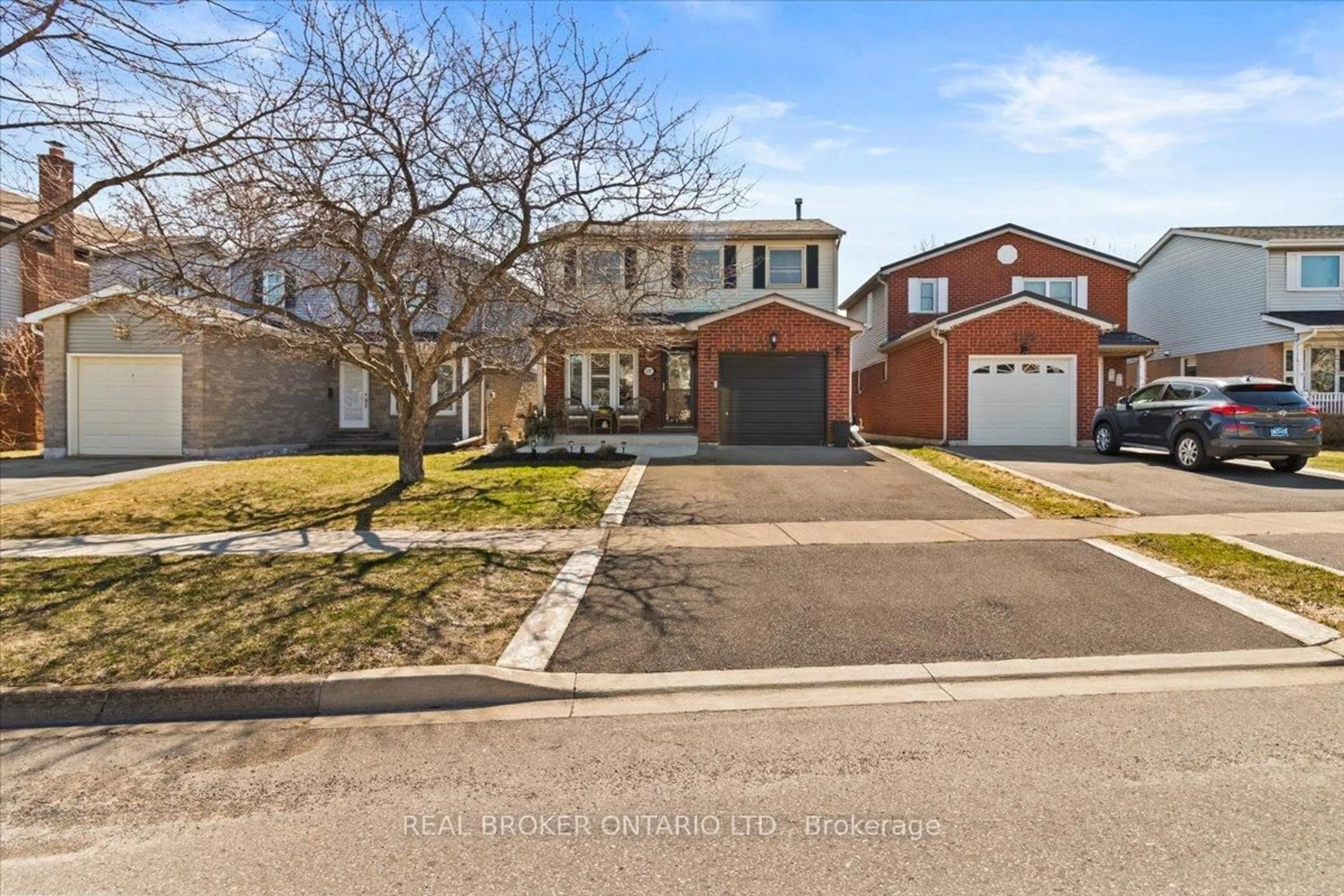 Unknown for 2257 Silverbirch Crt, Burlington Ontario L7M 3H2