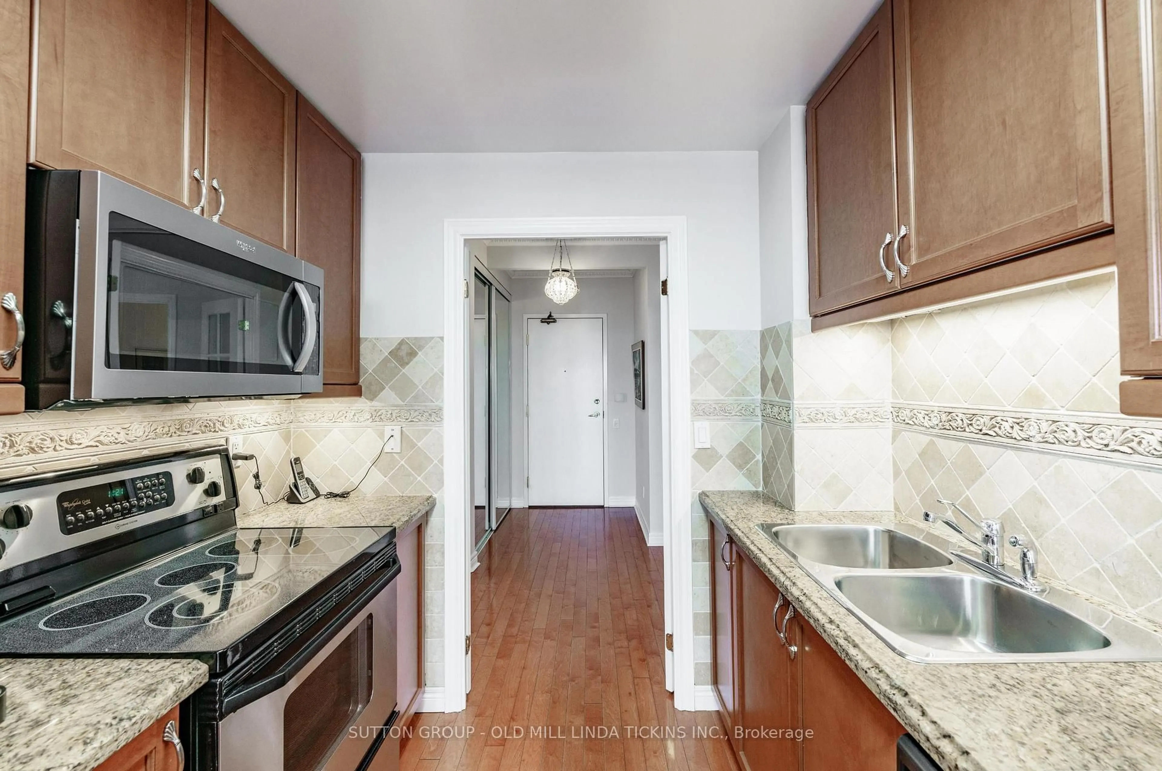 Standard kitchen, ceramic/tile floor for 350 Mill Rd #702, Toronto Ontario M9C 5R7