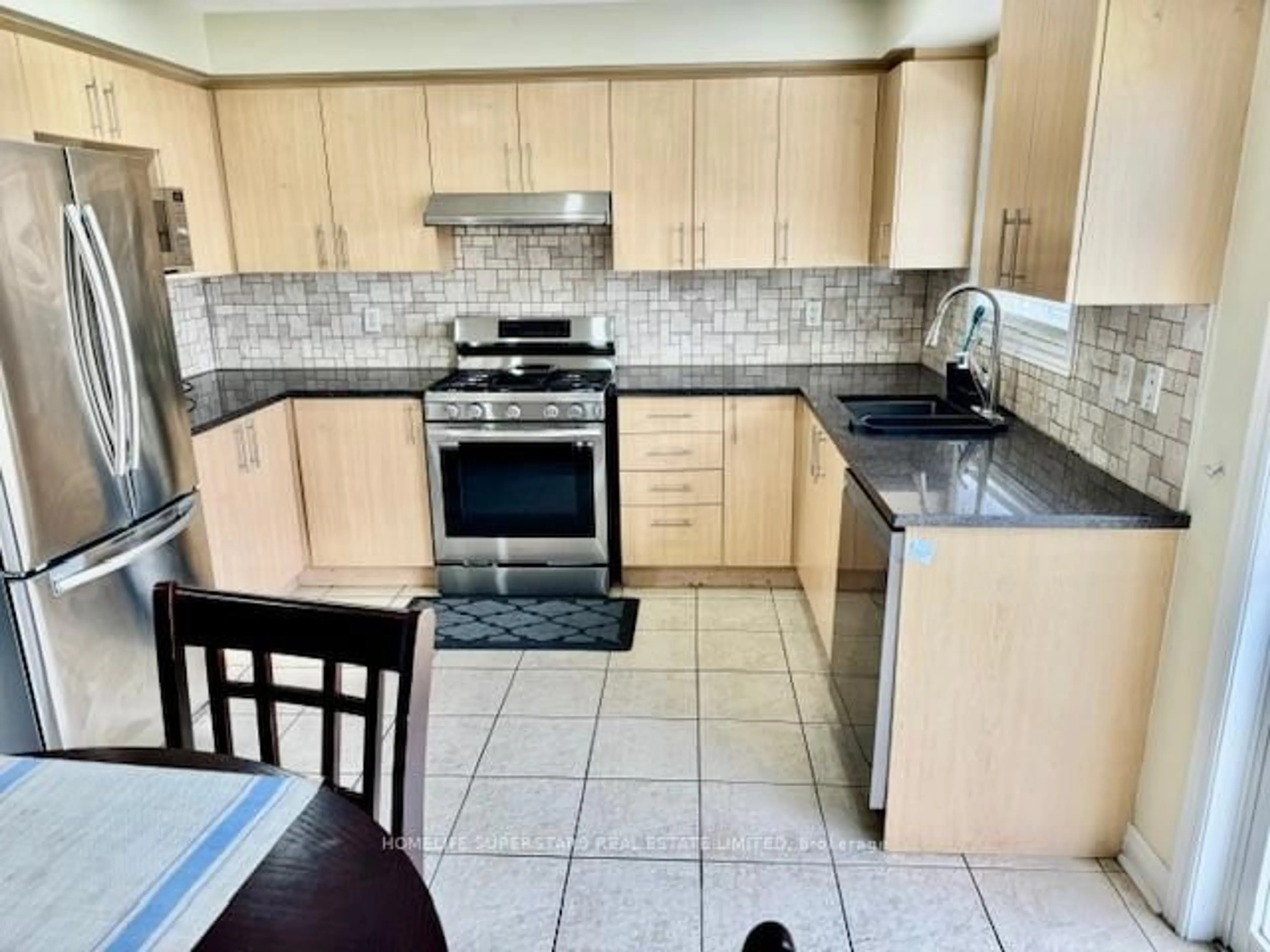 Standard kitchen, unknown for 4950 Albina Way #77, Mississauga Ontario L4Z 4J5