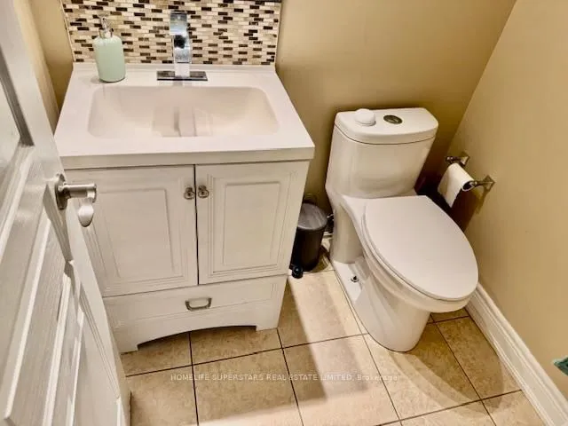 Additional property image - 4950 Albina Way Unit 77