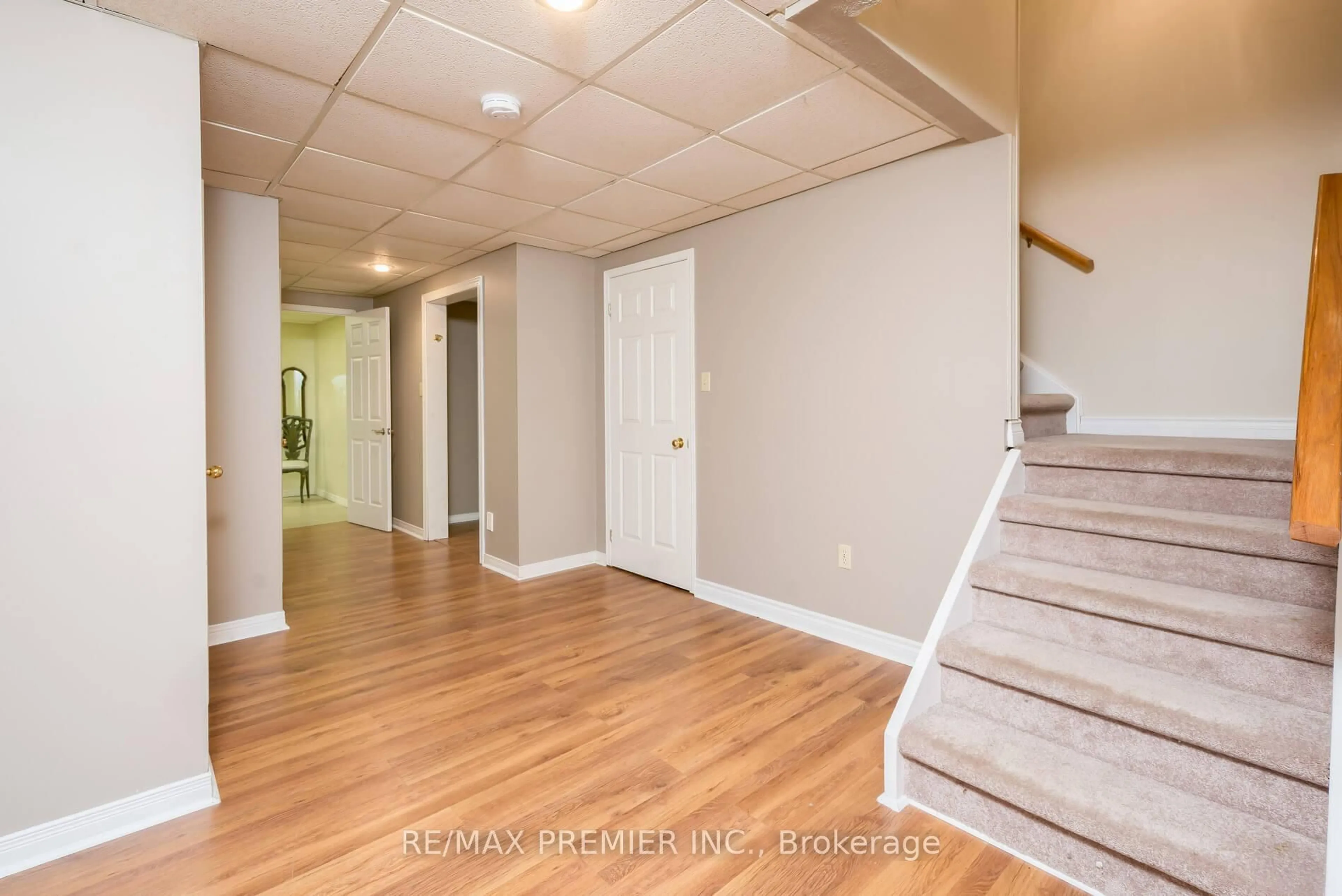 Unknown for 4011 Lantern Lane, Burlington Ontario L7L 5Z2