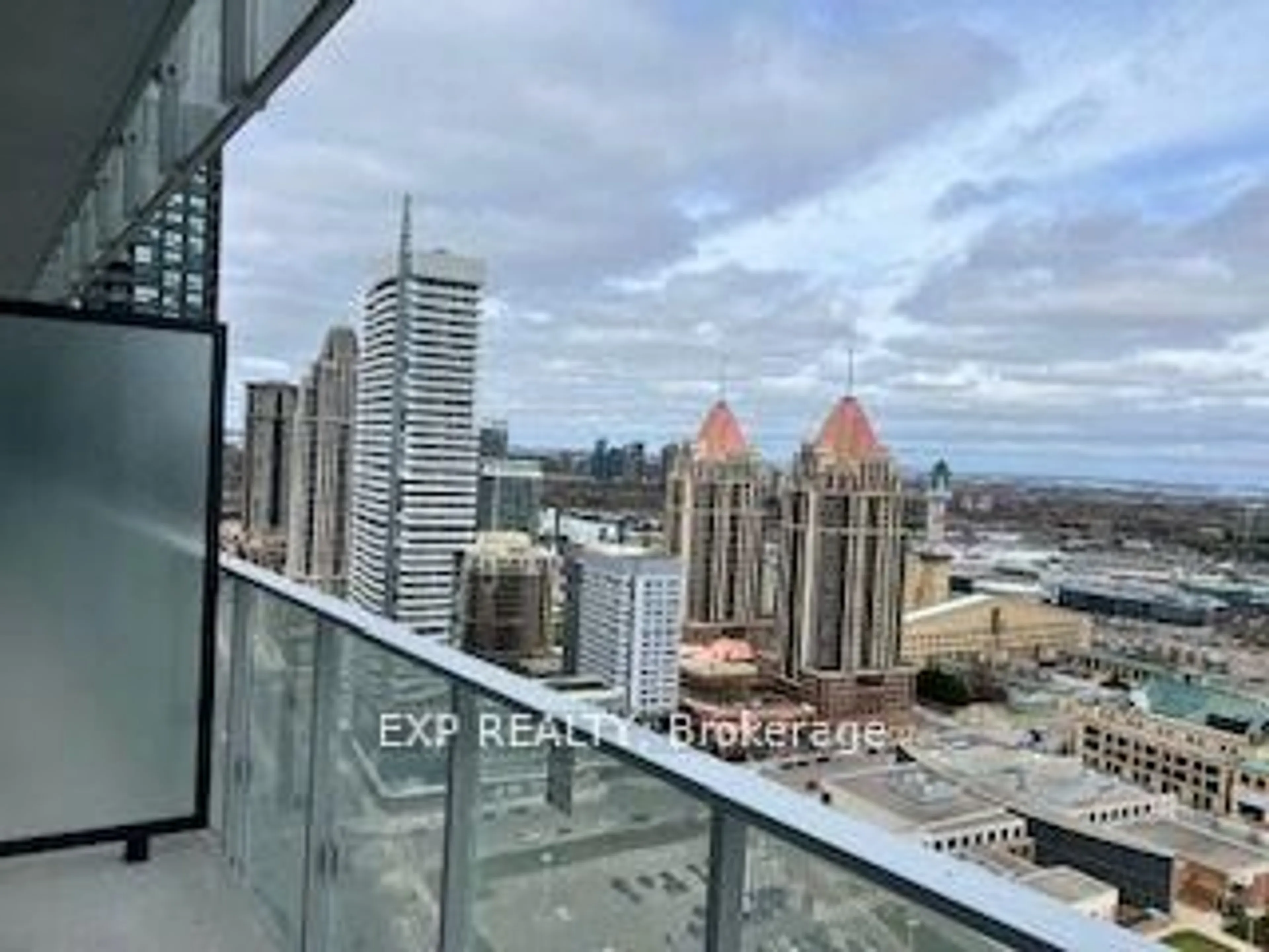 A pic of a room for 3900 Confederation Pkwy #2802, Mississauga Ontario L5B 0K7