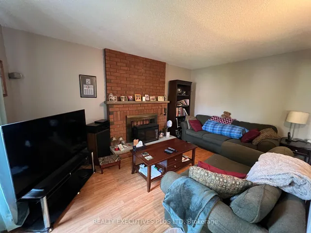 Additional image 7 of 40 Lord Simcoe Dr