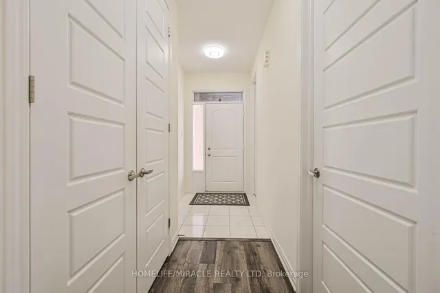 Additional image 46 of 896 Sumac Cres