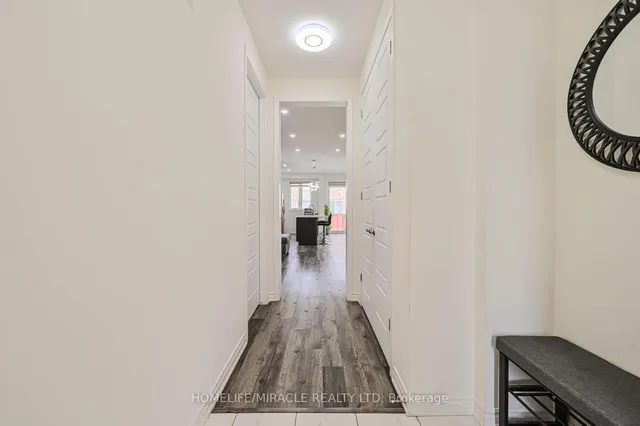Additional image 45 of 896 Sumac Cres