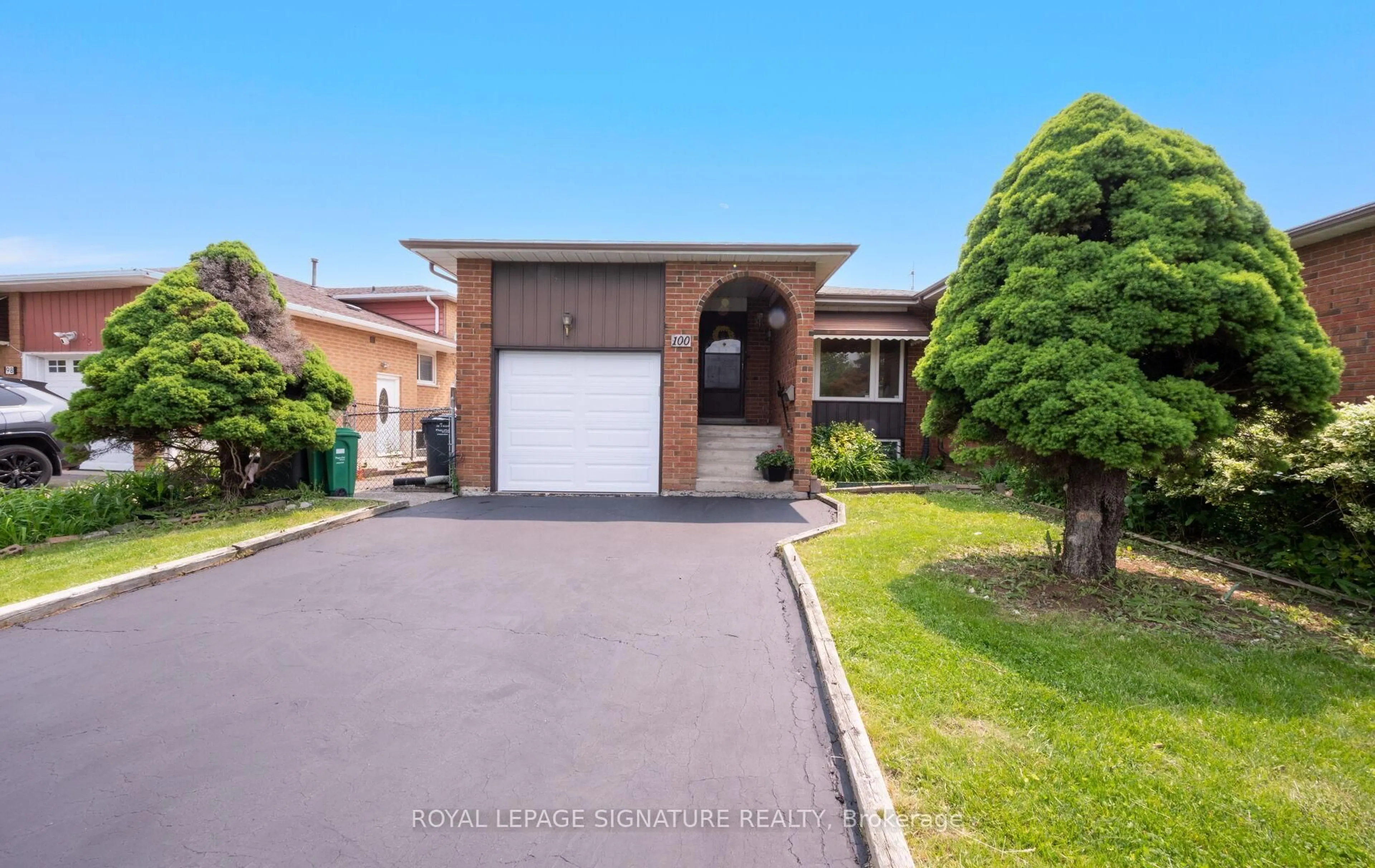 Unknown for 100 Madison St, Brampton Ontario L6S 3C5