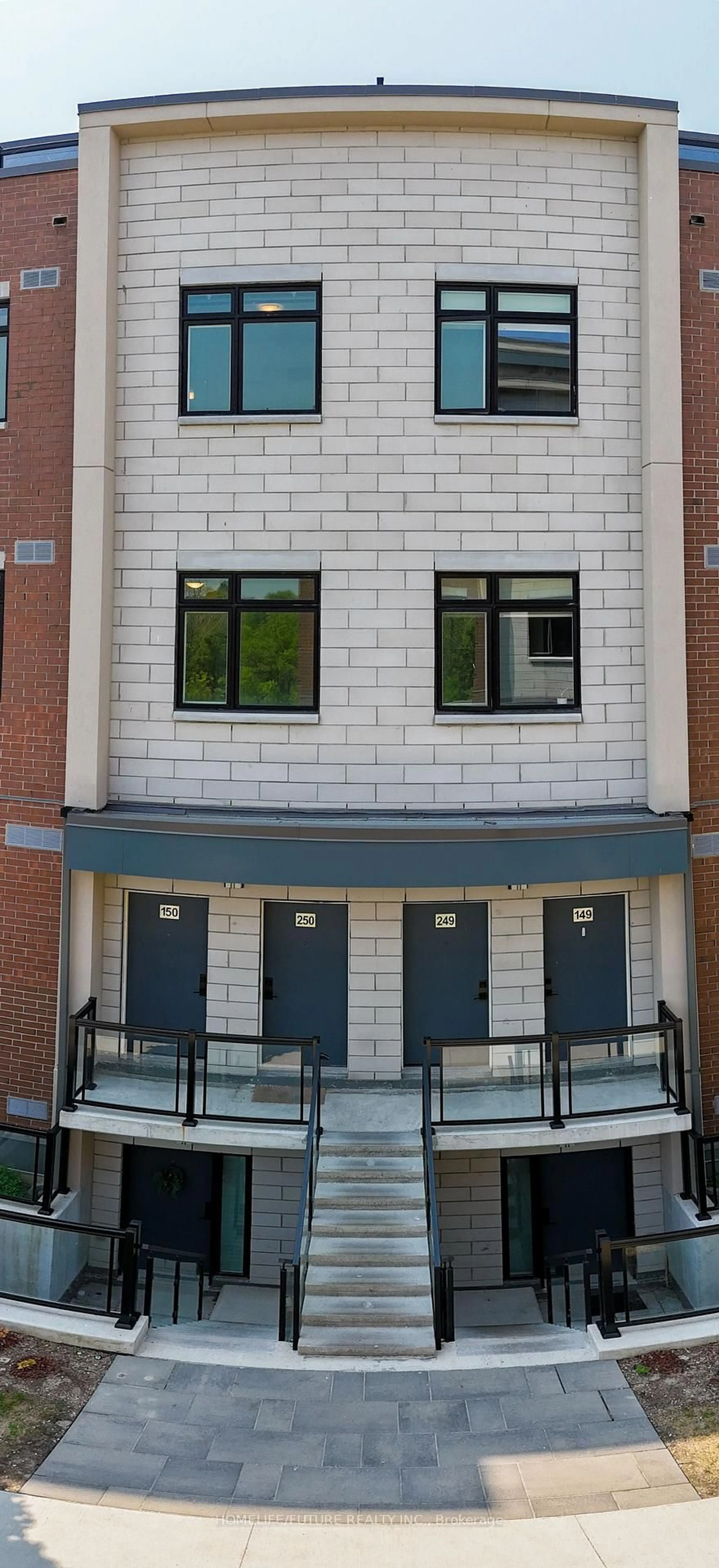 Unknown for 1075 Douglas McCurdy Common #250, Mississauga Ontario L5G 0C6