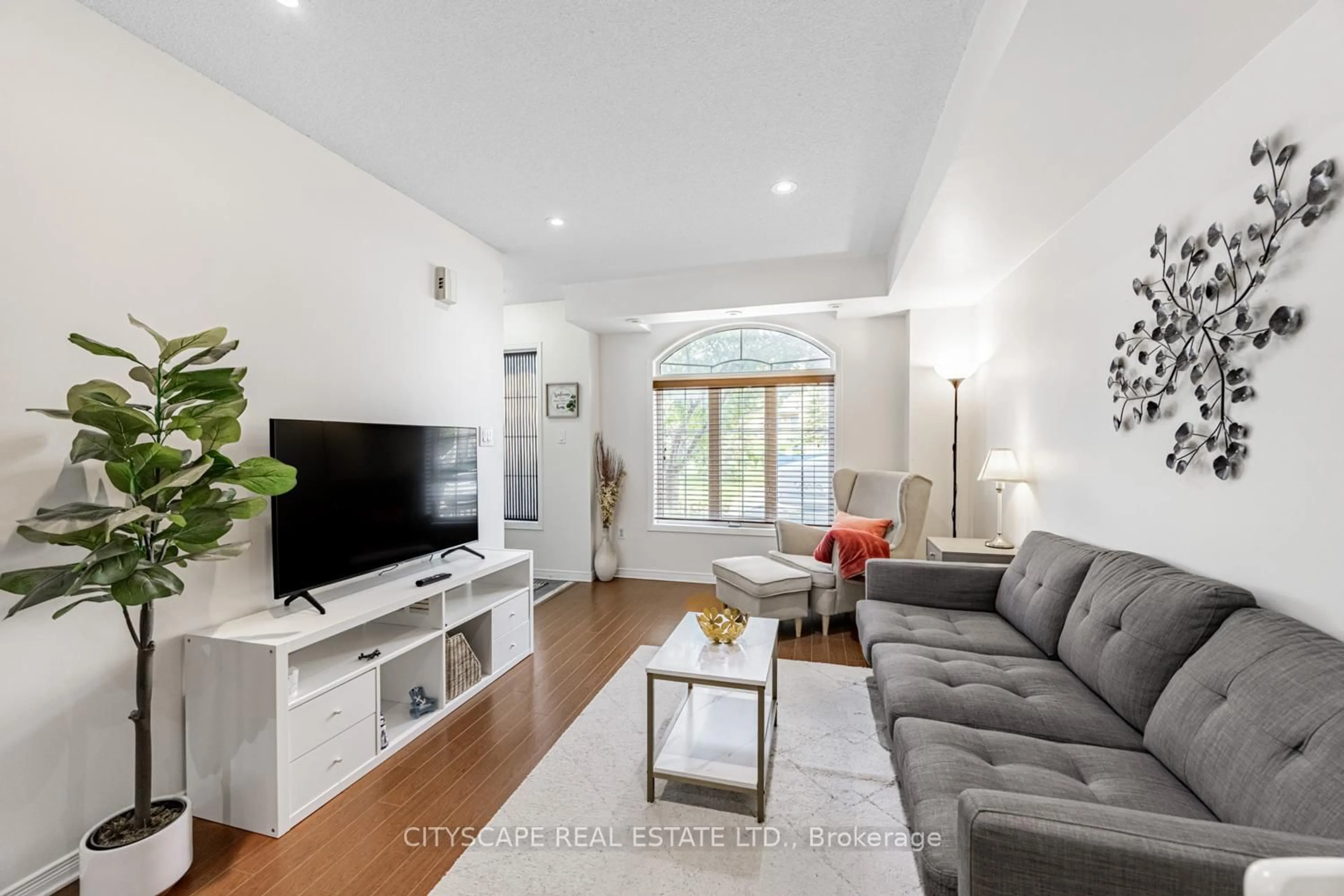 Living room with furniture, unknown for 601 Shoreline Dr #154, Mississauga Ontario L5B 4K3
