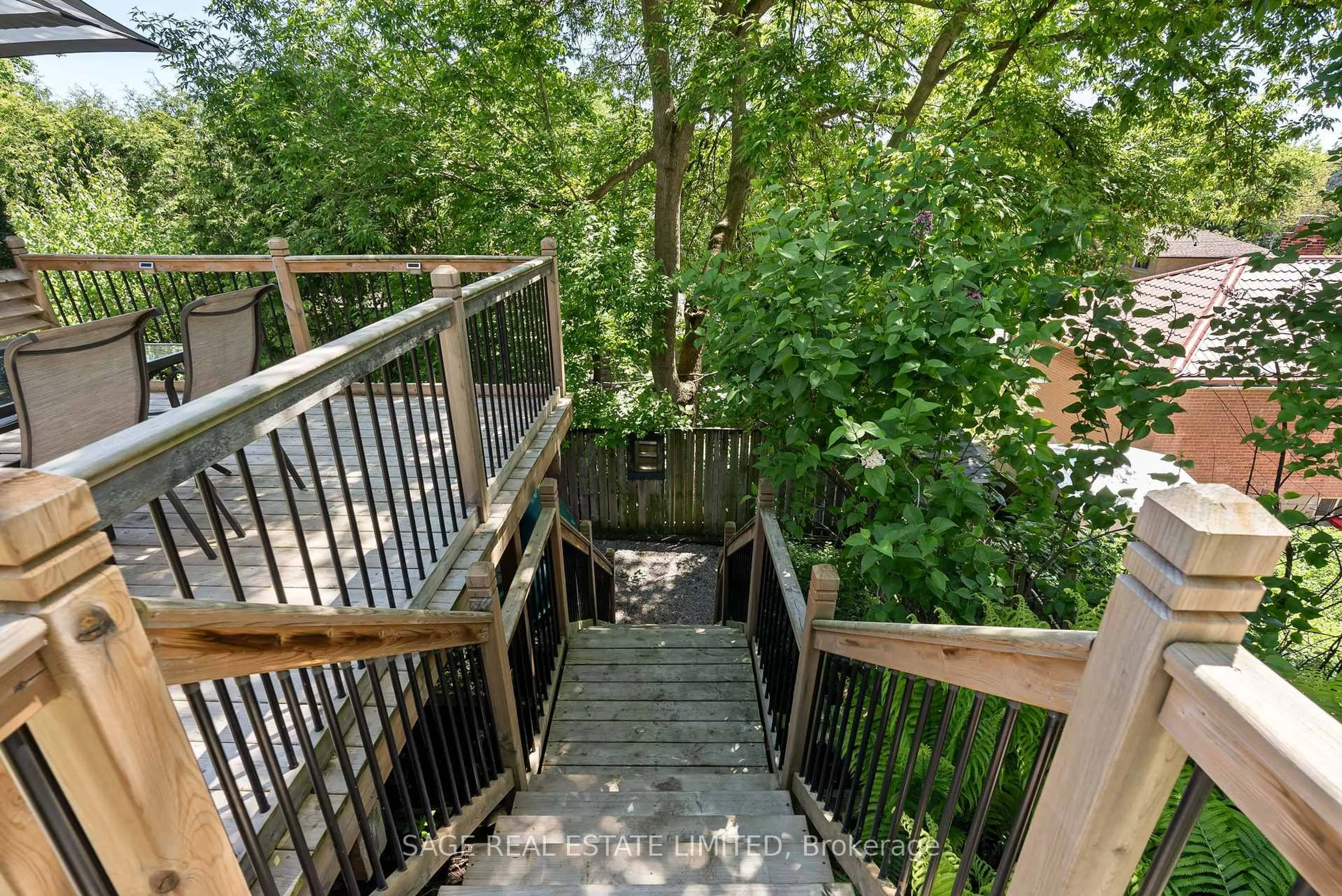 Stairs for 4047 Old Dundas St, Toronto Ontario M6S 2R5