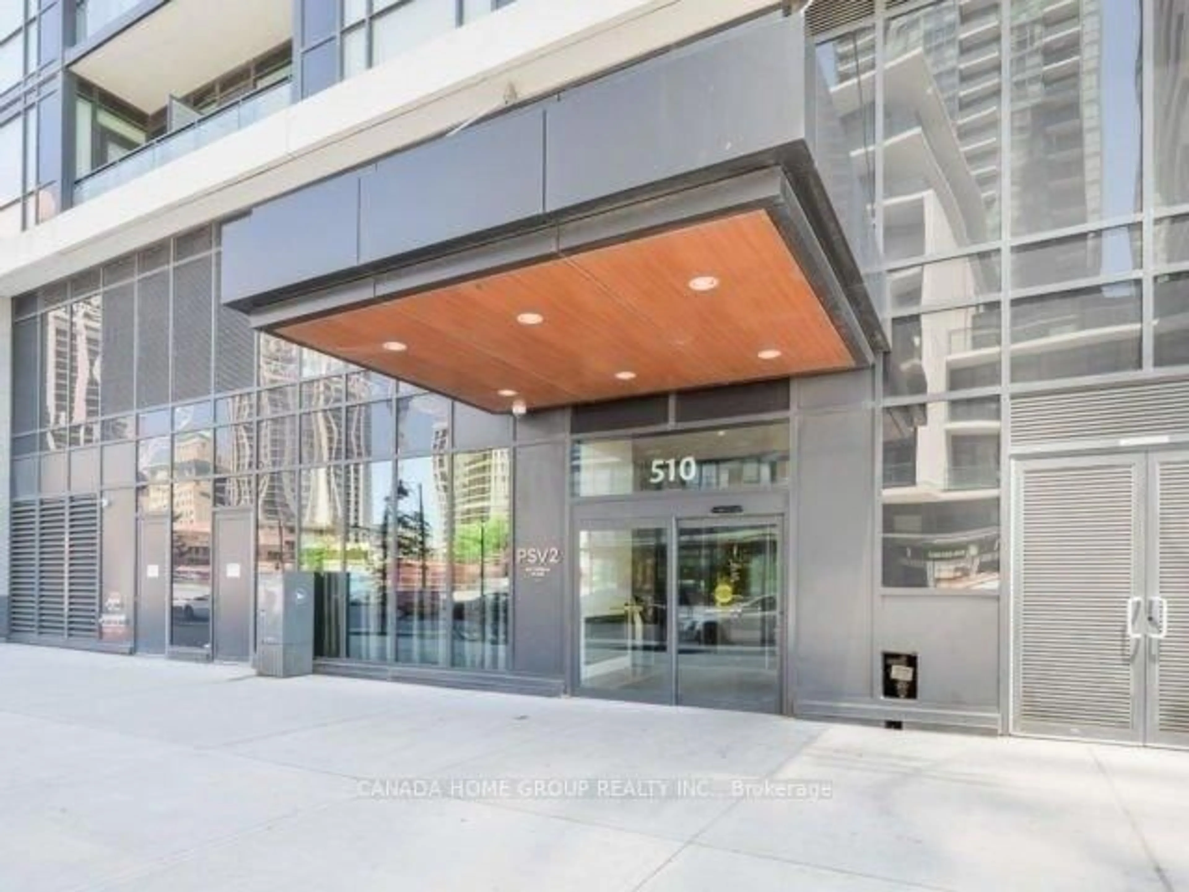 Indoor foyer for 510 Curran Pl #3202, Mississauga Ontario L5B 0J8