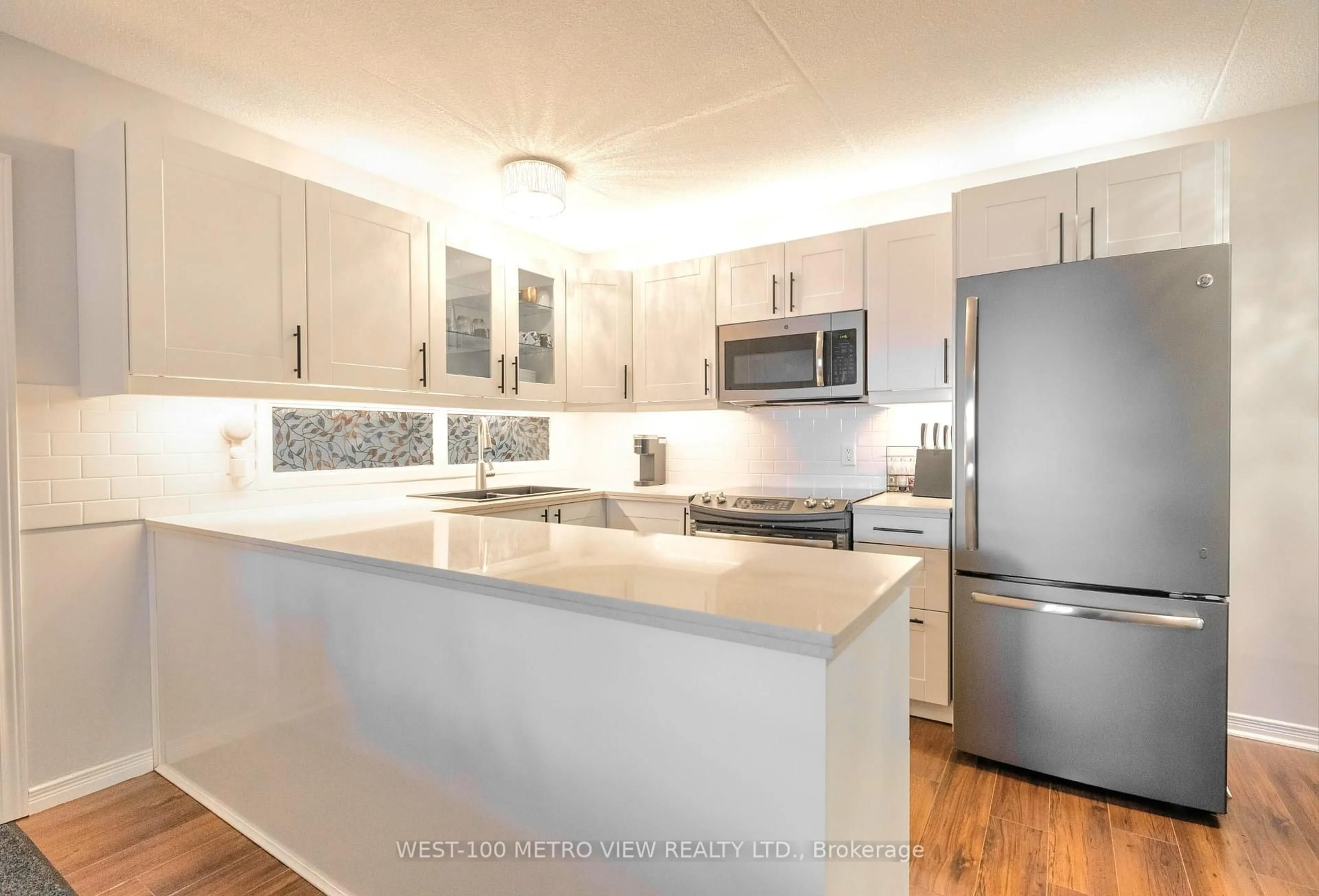 Open concept kitchen, unknown for 2040 Cleaver Ave #209, Burlington Ontario L7M 4C4