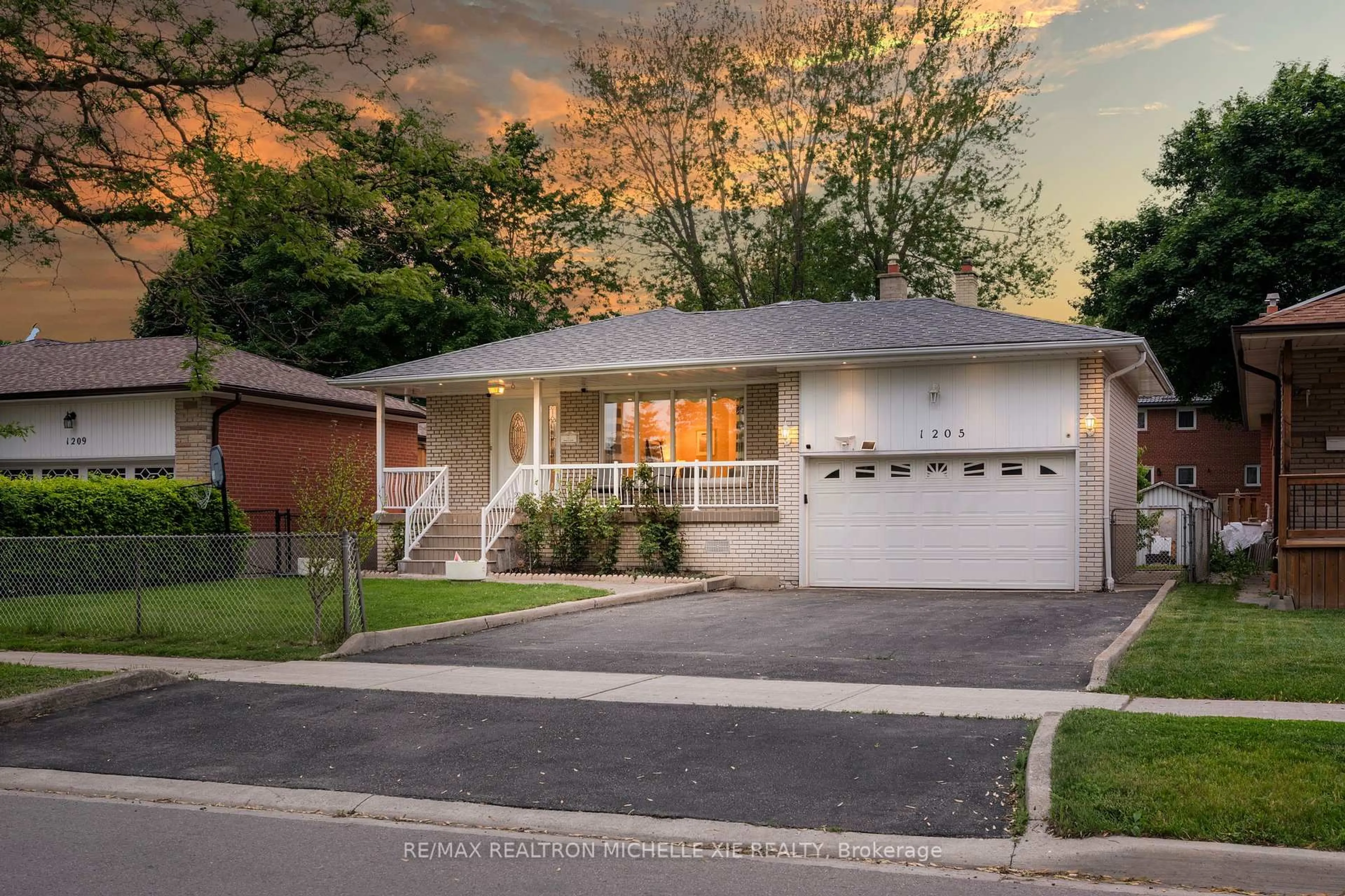 Home with brick exterior material, street for 1205 Forestwood Dr, Mississauga Ontario L5C 1H6