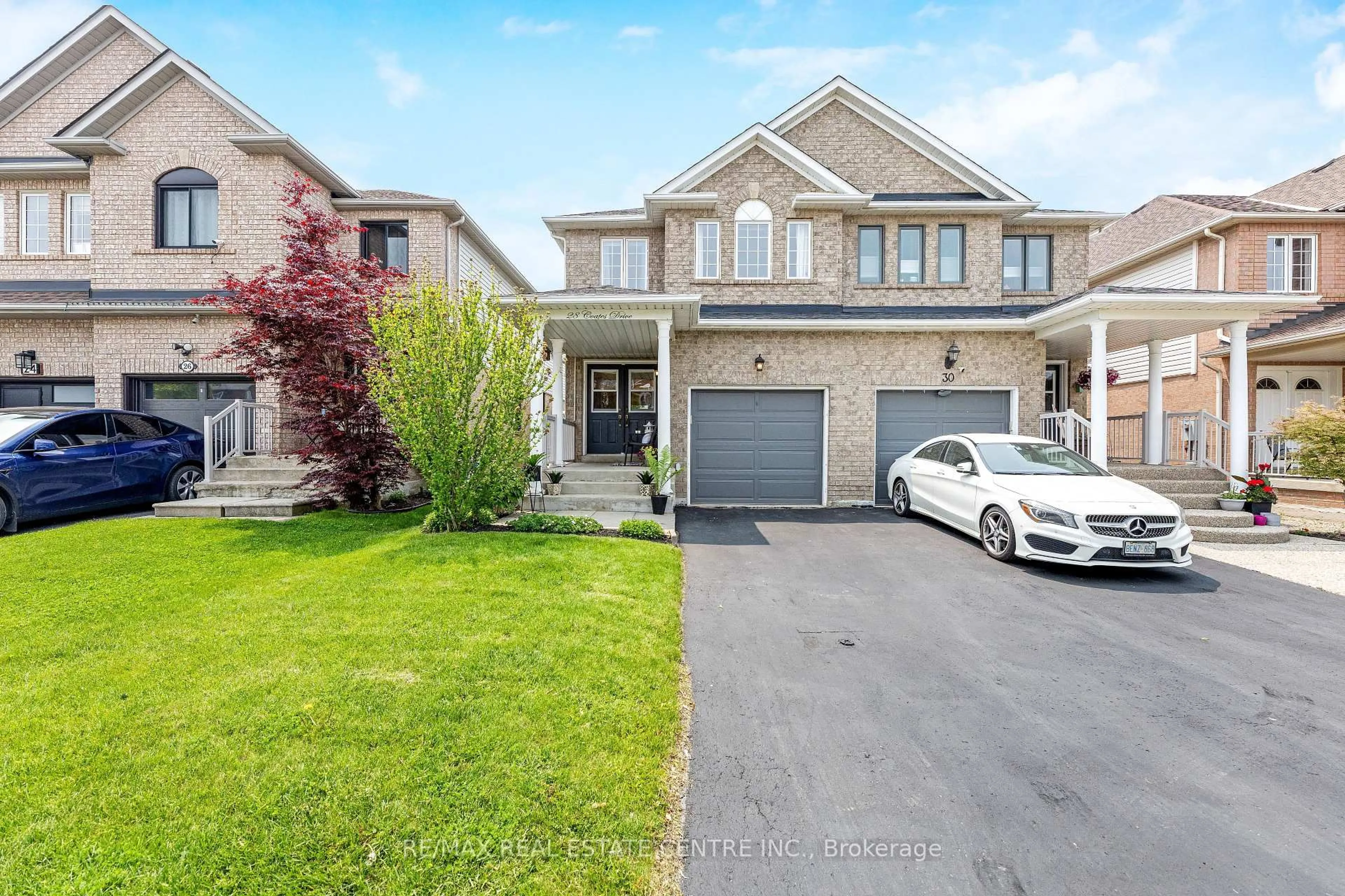 Unknown for 28 Coates Dr, Milton Ontario L9T 5R4