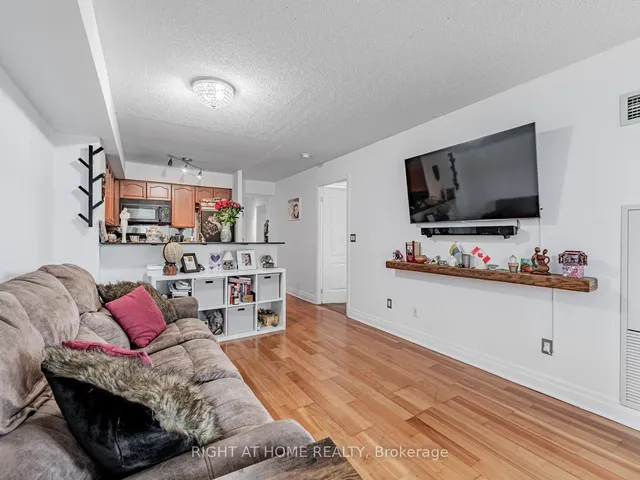 Additional image 20 of 2119 Lakeshore Blvd Unit 318
