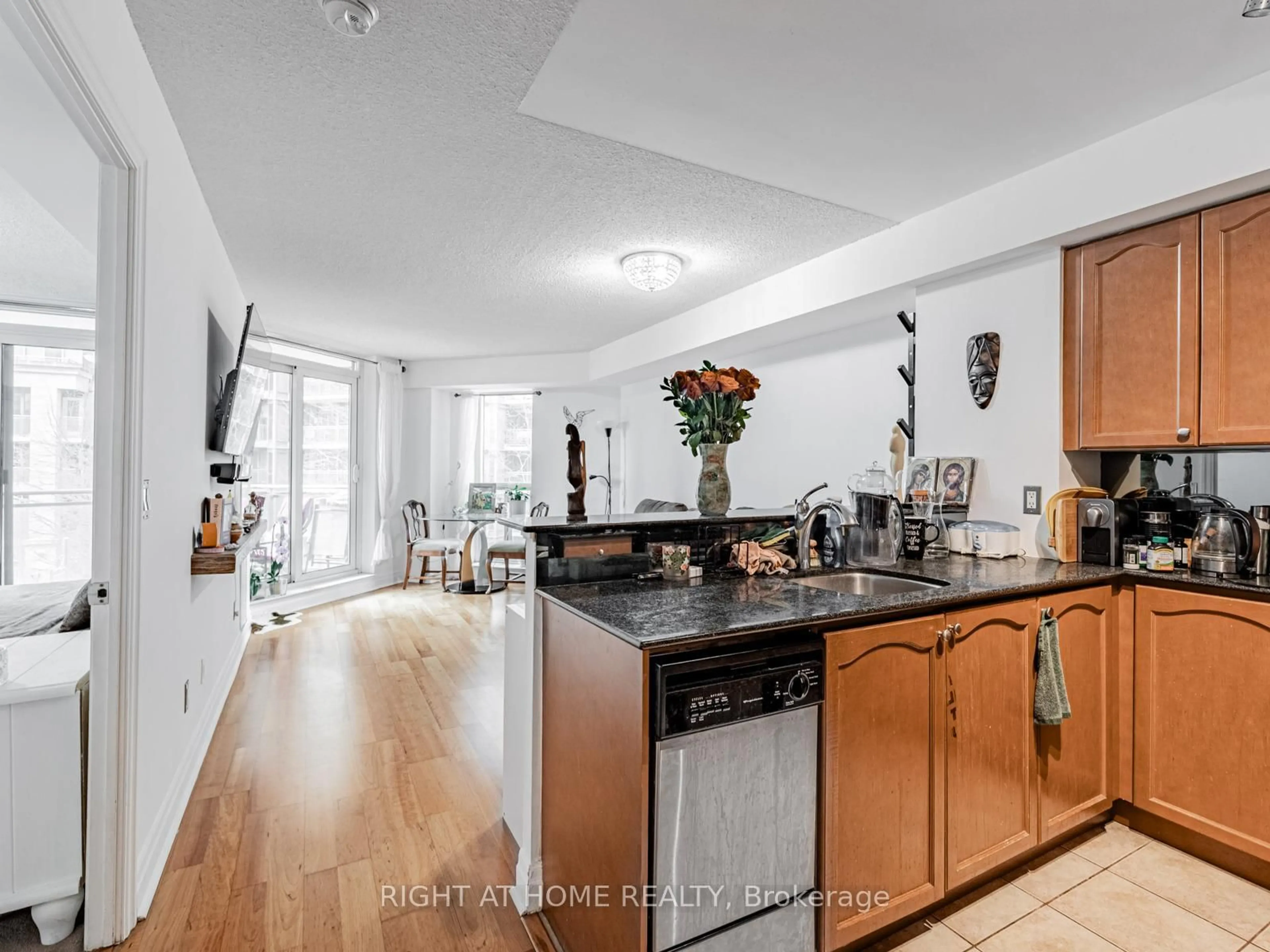Open concept kitchen, unknown for 2119 Lakeshore Blvd #318, Toronto Ontario M8V 4E8