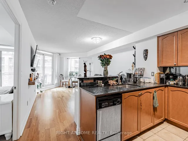 Additional image 28 of 2119 Lakeshore Blvd Unit 318