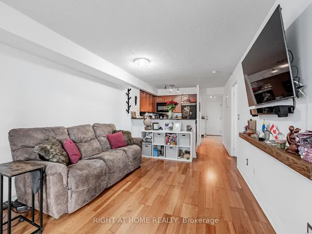 Additional image 21 of 2119 Lakeshore Blvd Unit 318