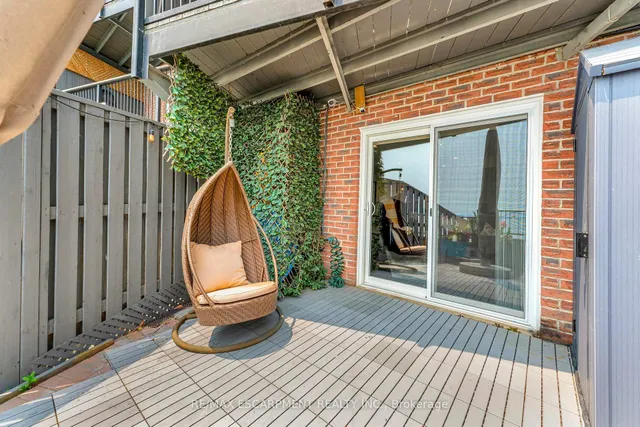 Additional property image - 2136 Old Lakeshore Rd Unit 3