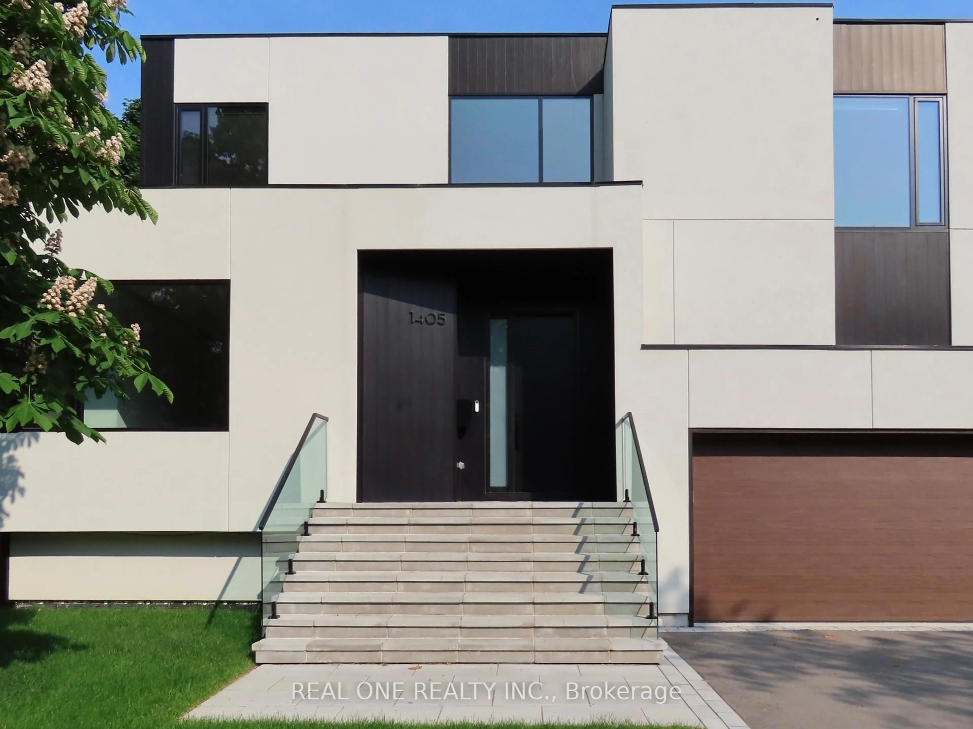 Home with brick exterior material, street for 1405 ACTON Cres, Oakville Ontario L6J 2S6