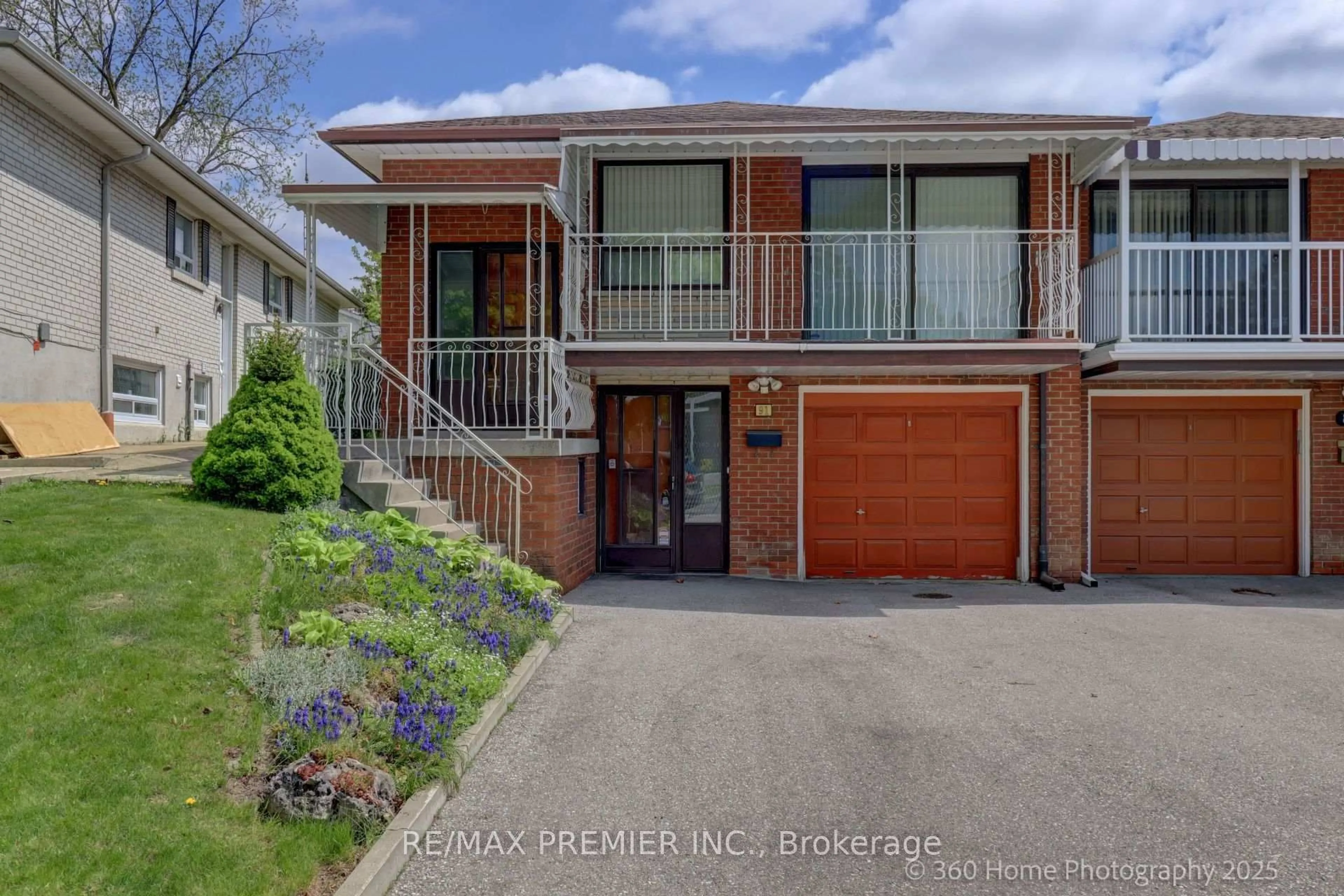 Home with brick exterior material, street for 91 Hucknall Rd, Toronto Ontario M3H 1W1