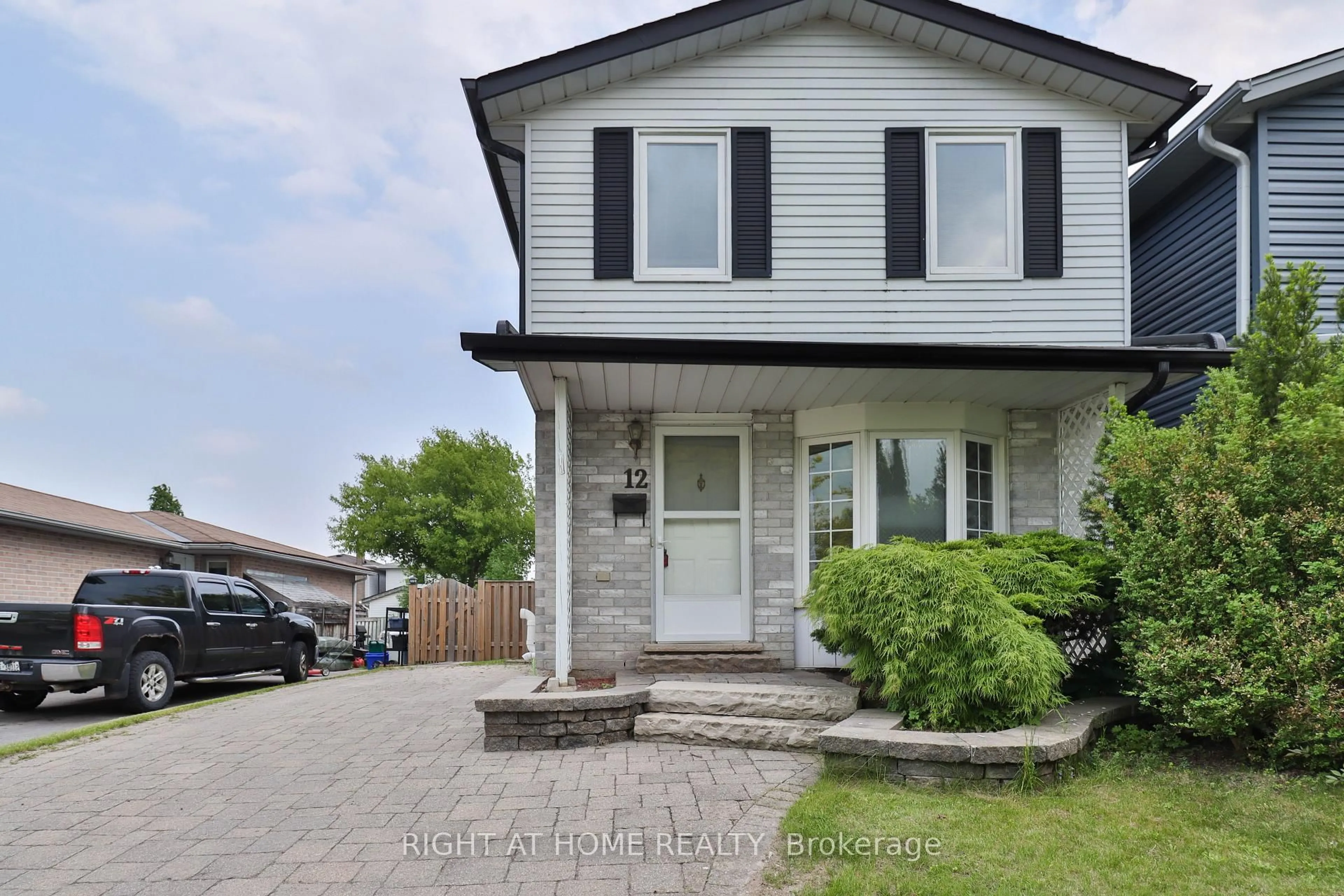 Unknown for 12 Hill St, Halton Hills Ontario L7J 2W2