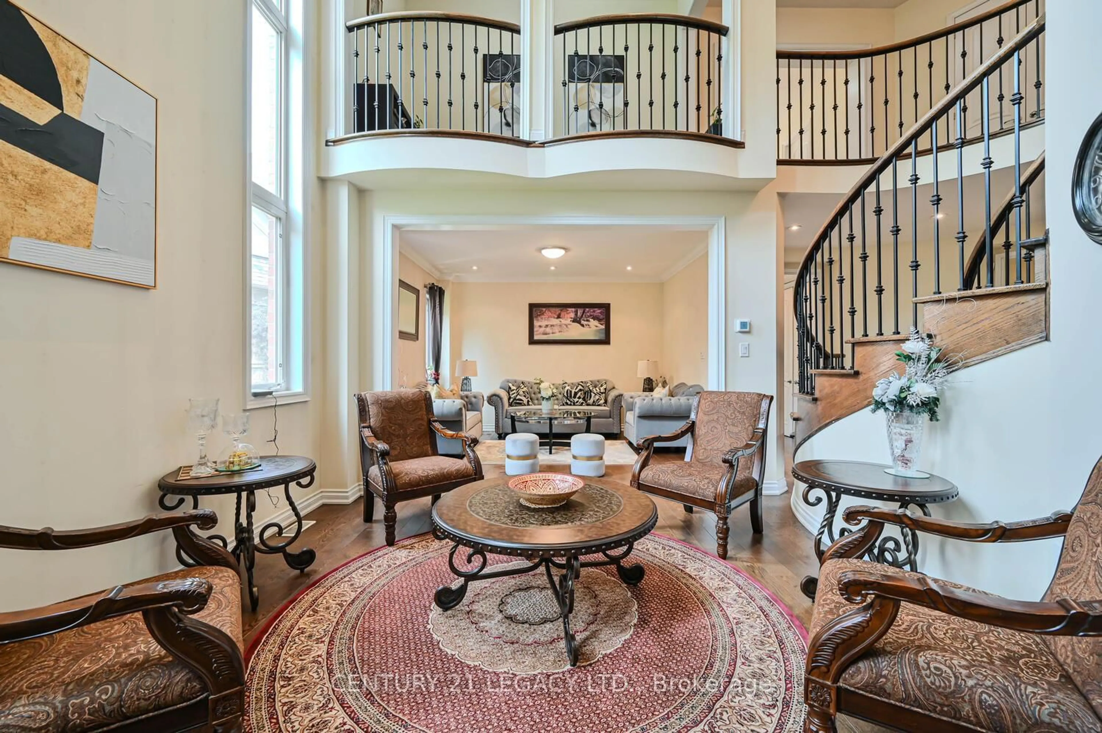 Unknown for 34 Cannington Cres, Brampton Ontario L6X 2Y5