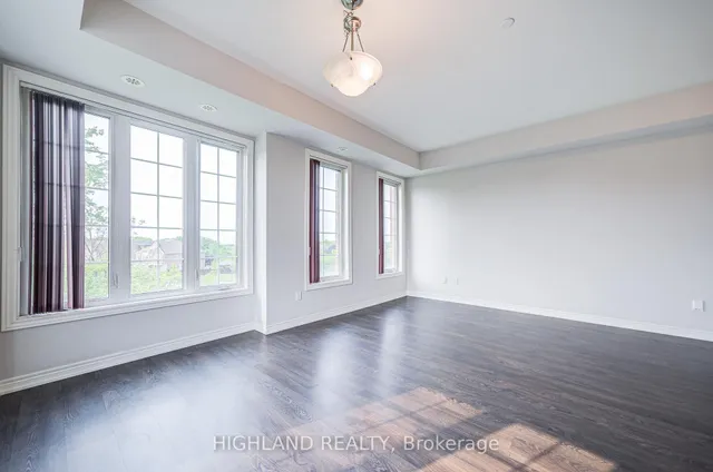 Additional property image - 2199 Lillykin St Unit 28