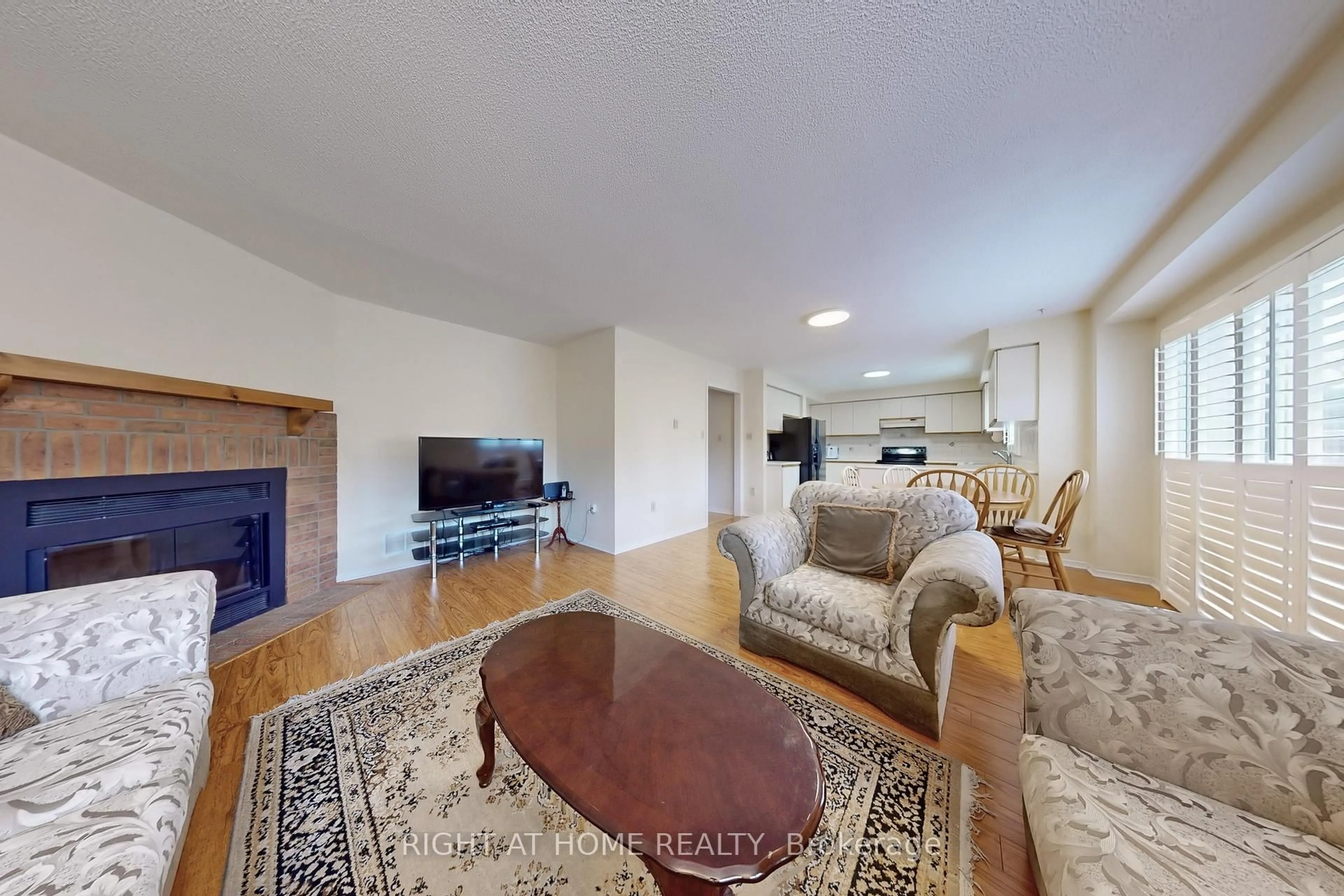 Living room with furniture, unknown for 23 Duggan Dr, Brampton Ontario L6Y 4H9