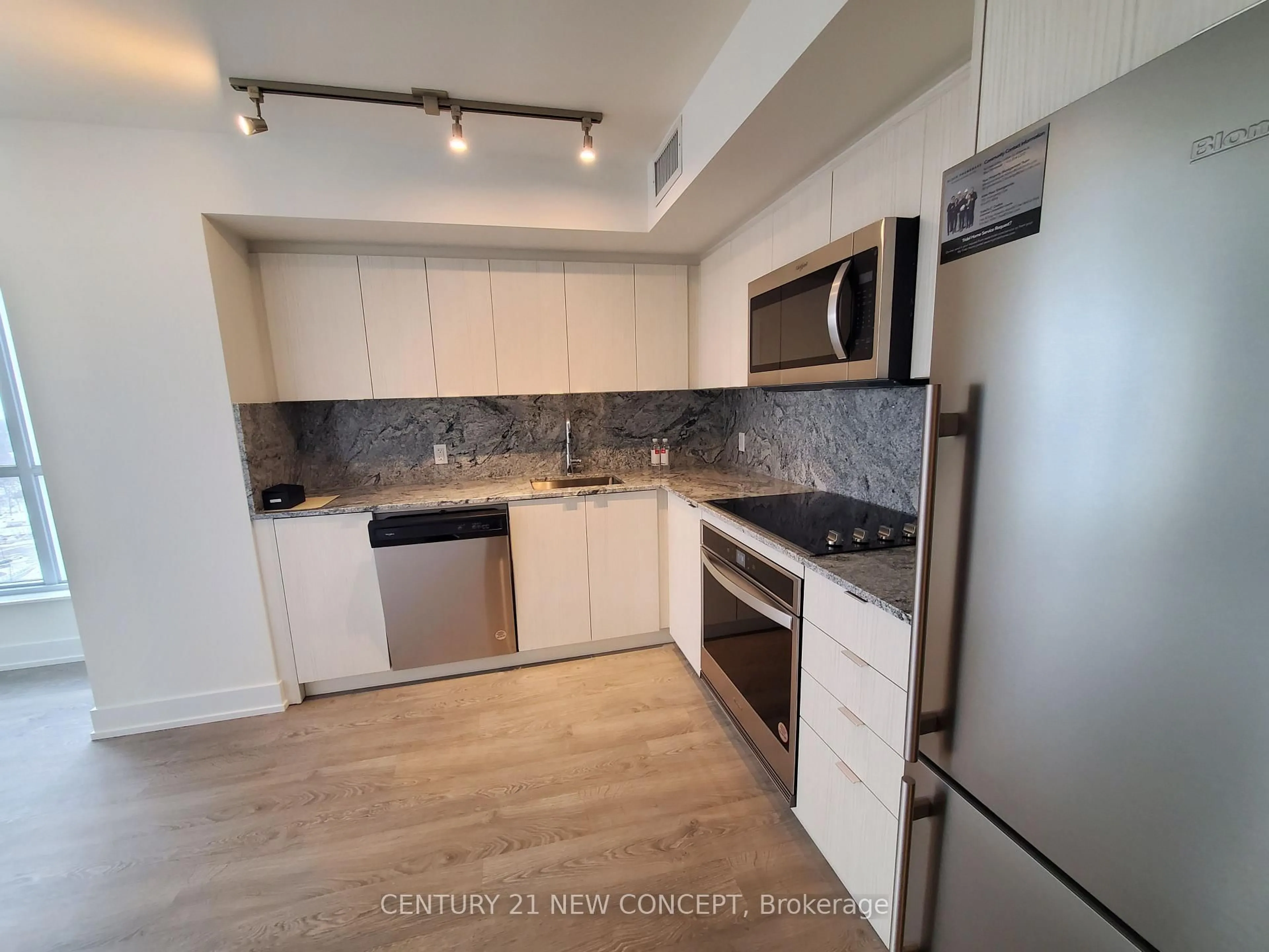 Standard kitchen, unknown for 5 Mabelle Ave #1835, Toronto Ontario M9A 0C8