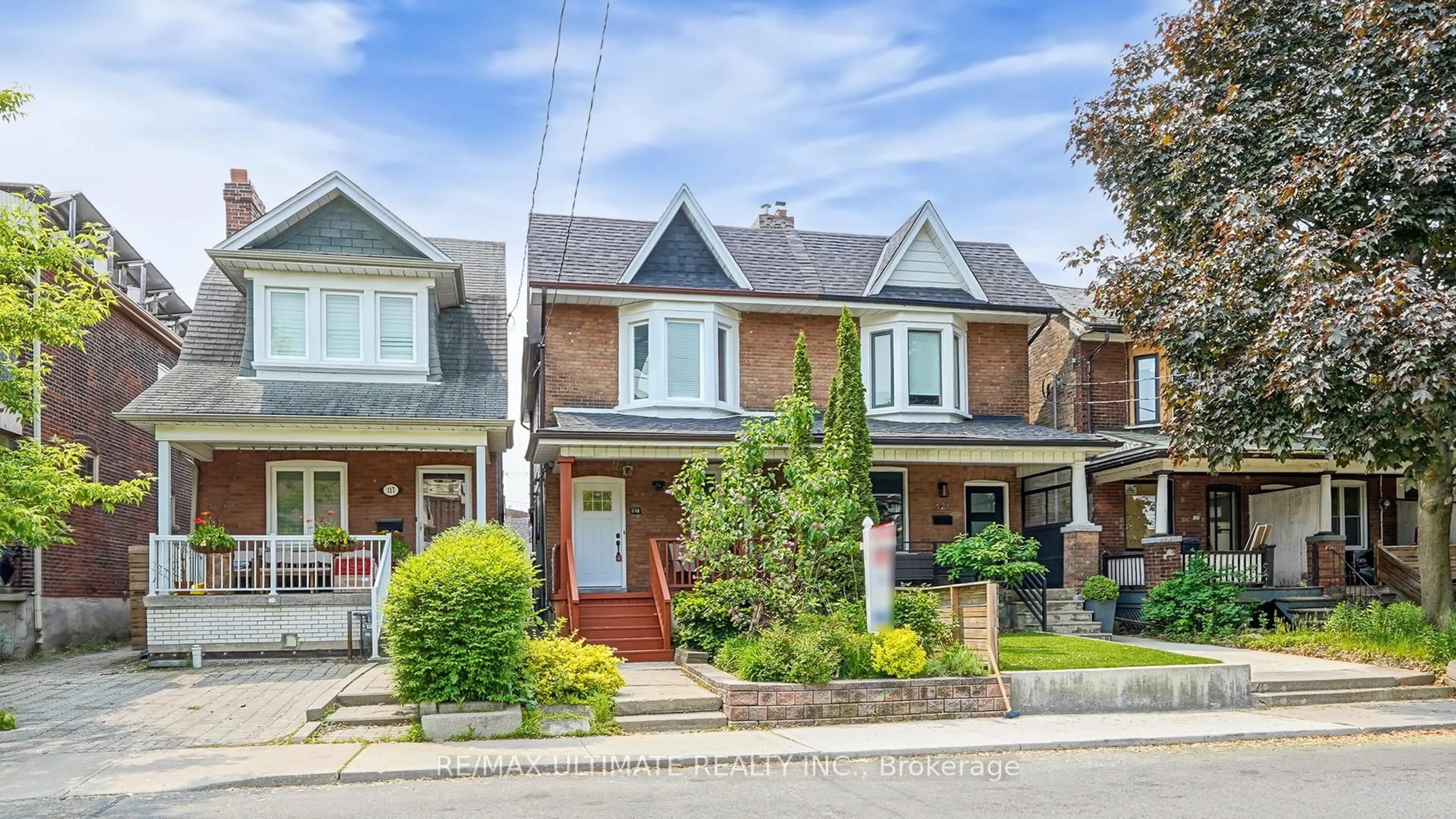 Home with brick exterior material, street for 119 Ascot Ave, Toronto Ontario M6E 1G3
