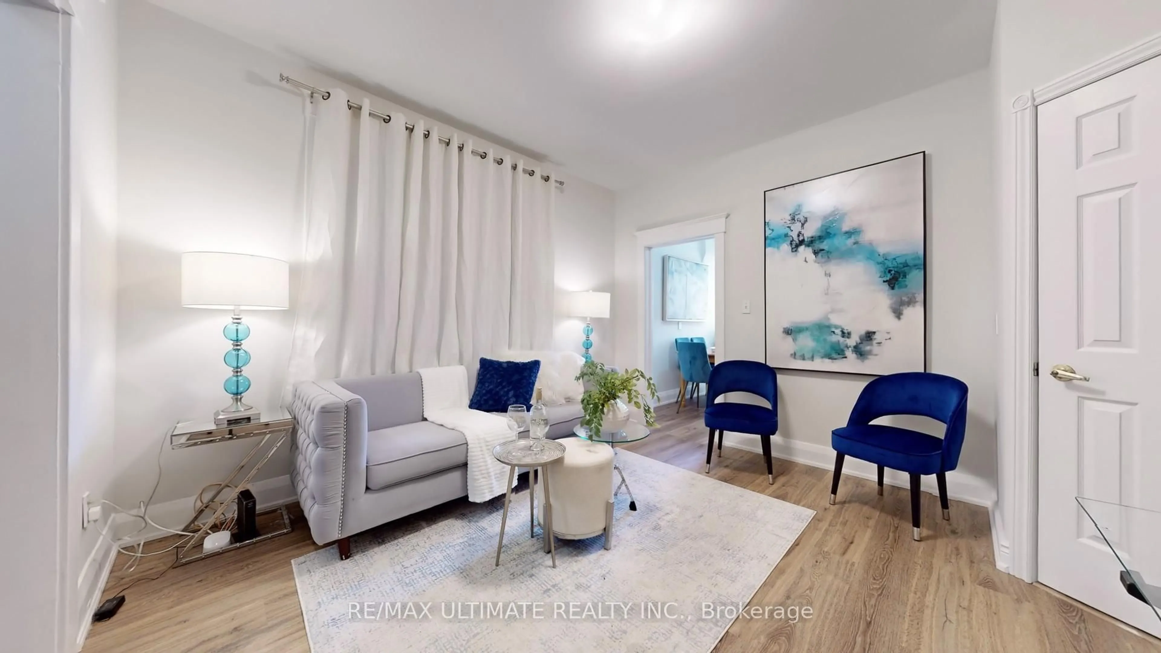 Living room with furniture, unknown for 119 Ascot Ave, Toronto Ontario M6E 1G3