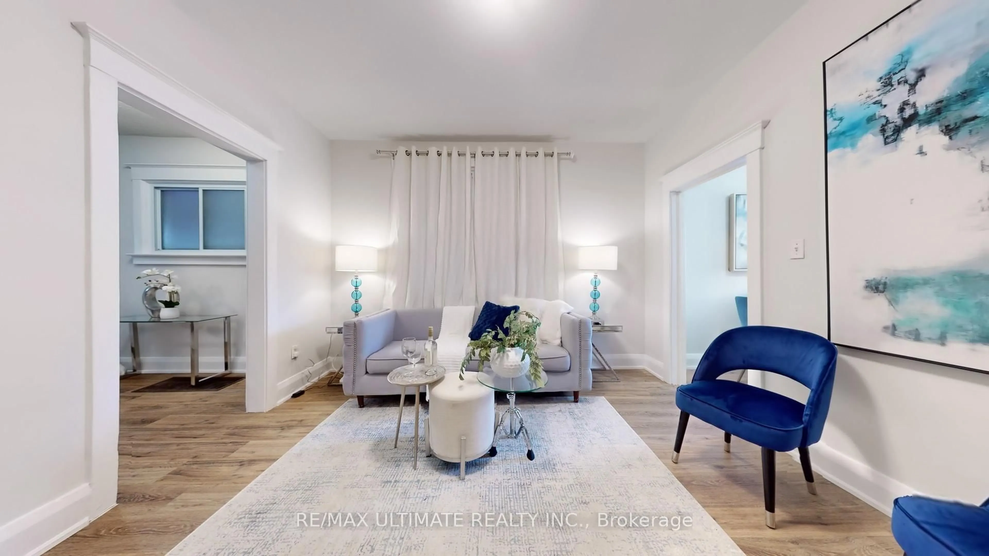 Living room with furniture, unknown for 119 Ascot Ave, Toronto Ontario M6E 1G3