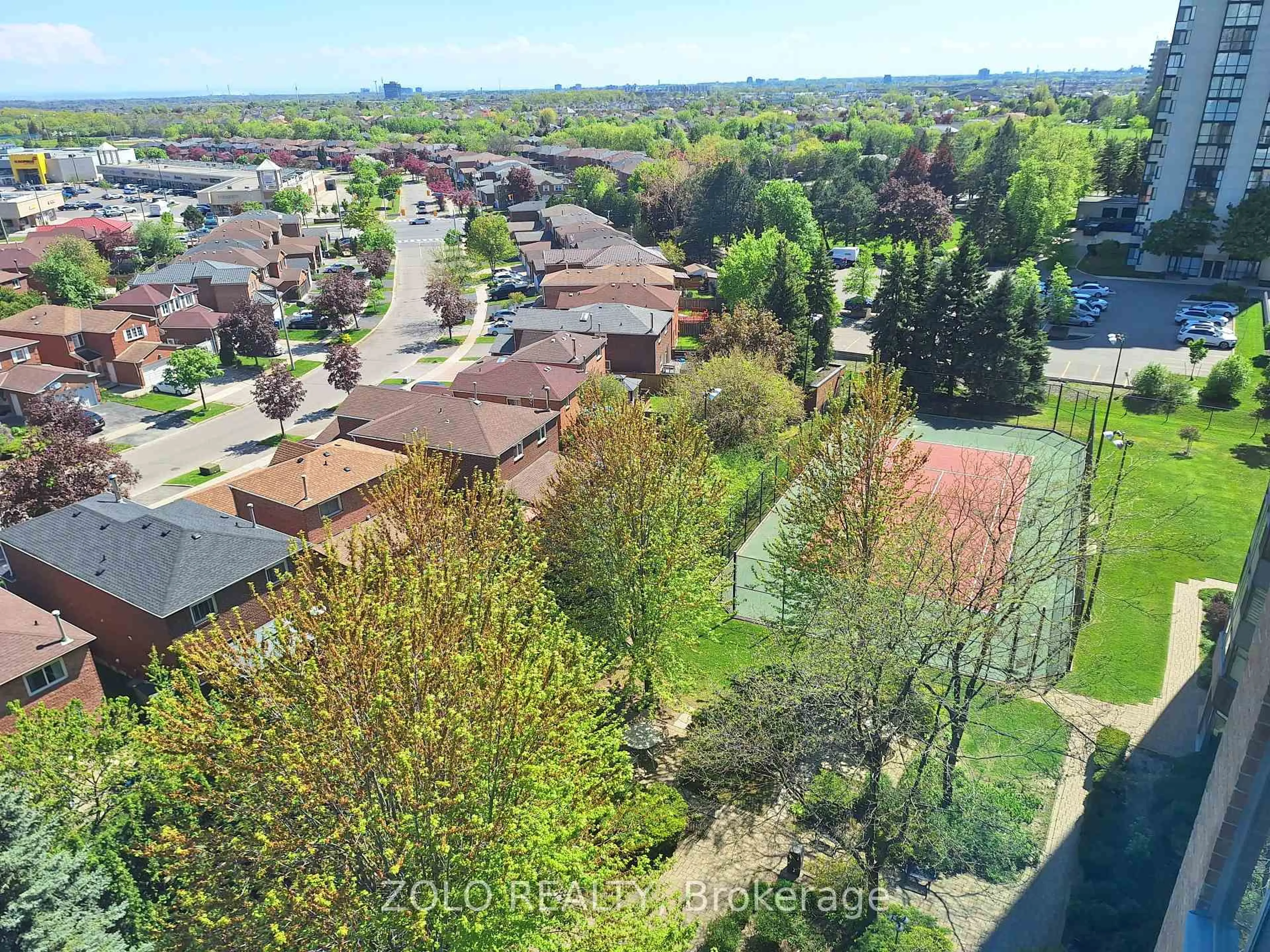 A pic from outside/outdoor area/front of a property/back of a property/a pic from drone, city buildings view from balcony for 300 Webb Dr #1001, Mississauga Ontario L5B 3W3