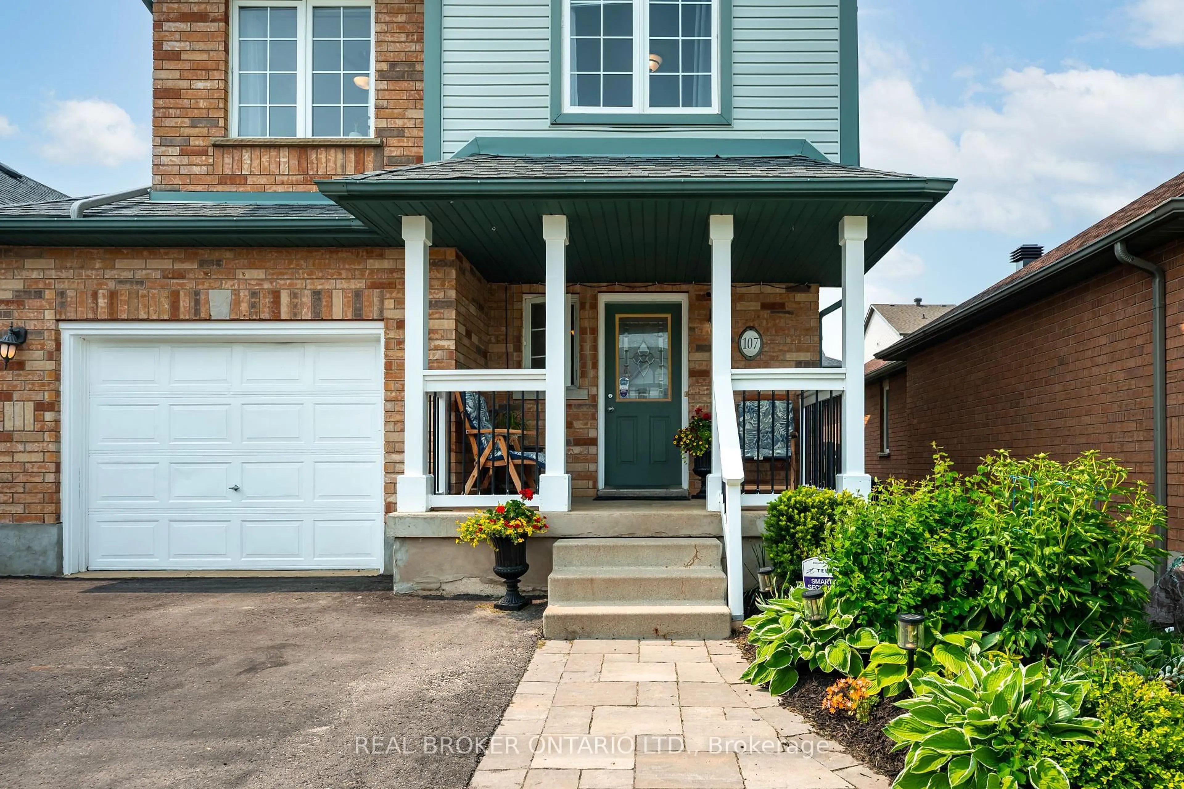 Home with brick exterior material, street for 107 Glengarry Rd, Orangeville Ontario L9W 5E4