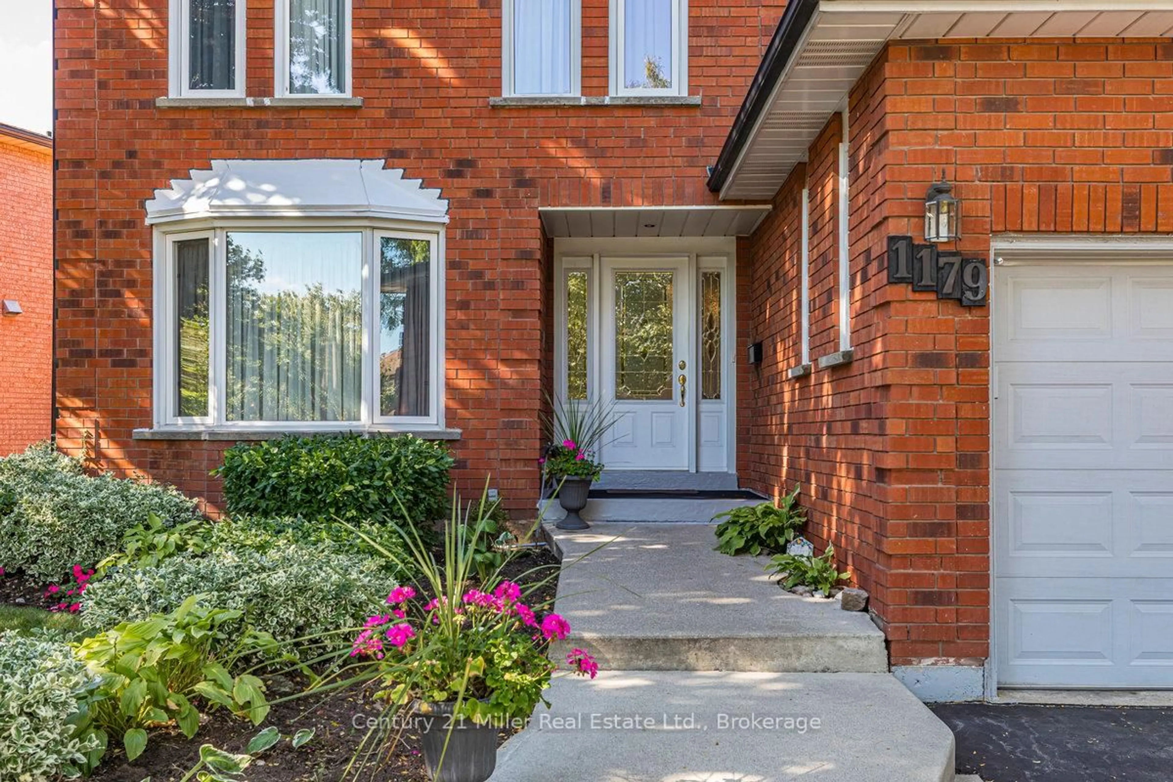 Unknown for 1179 Rosethorne Rd, Oakville Ontario L6M 1H5