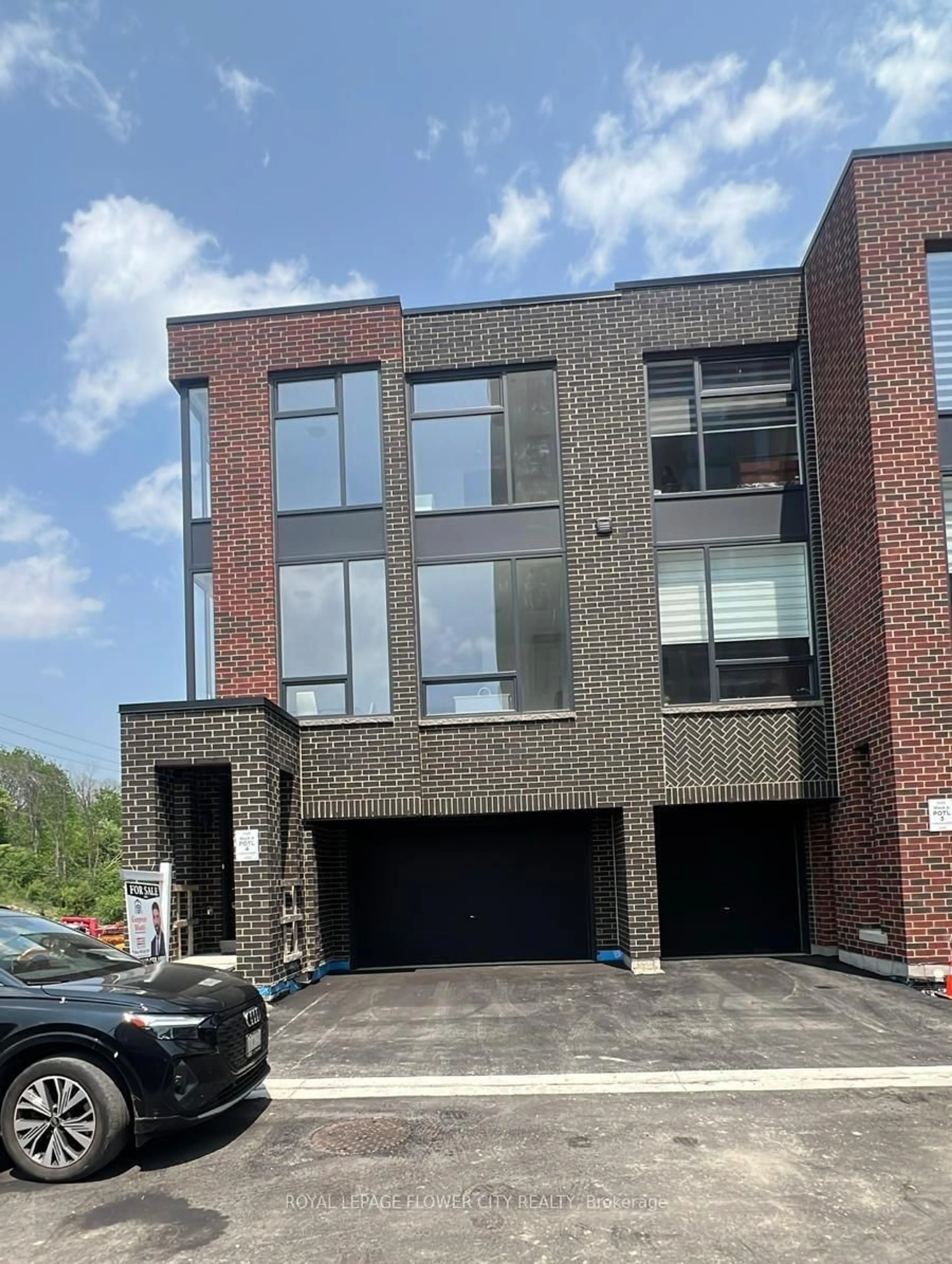 Home with brick exterior material, street for 7 Taylor Crt, Caledon Ontario L7E 4L2