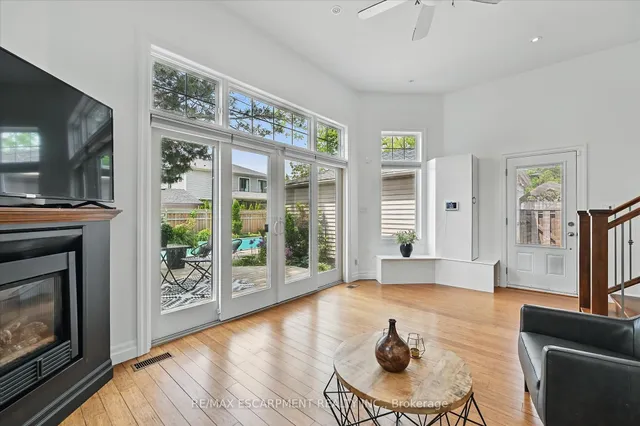 Additional property image - 462 Woodland Ave