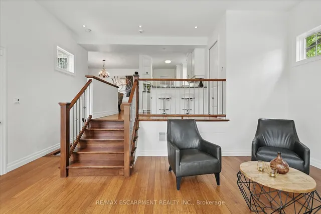 Additional property image - 462 Woodland Ave