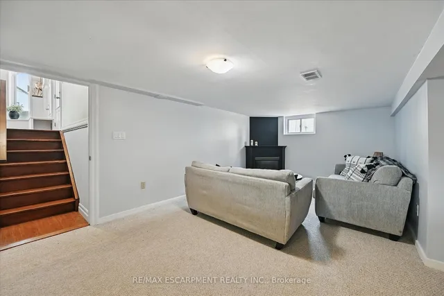 Additional property image - 462 Woodland Ave
