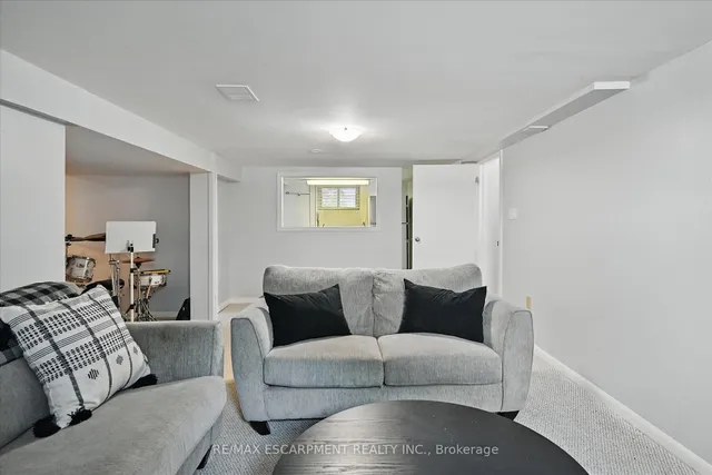 Additional property image - 462 Woodland Ave
