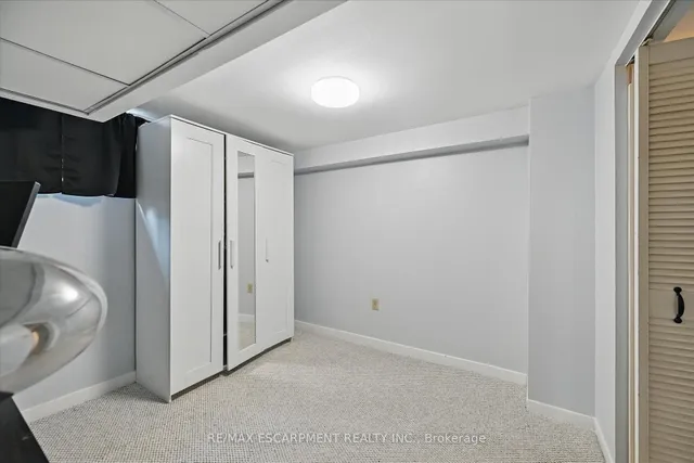 Additional property image - 462 Woodland Ave