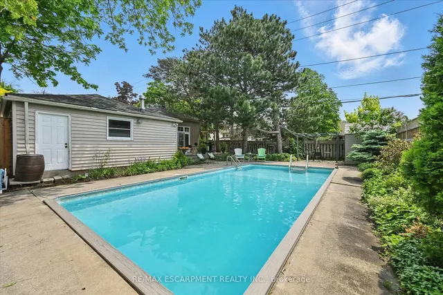 Additional property image - 462 Woodland Ave