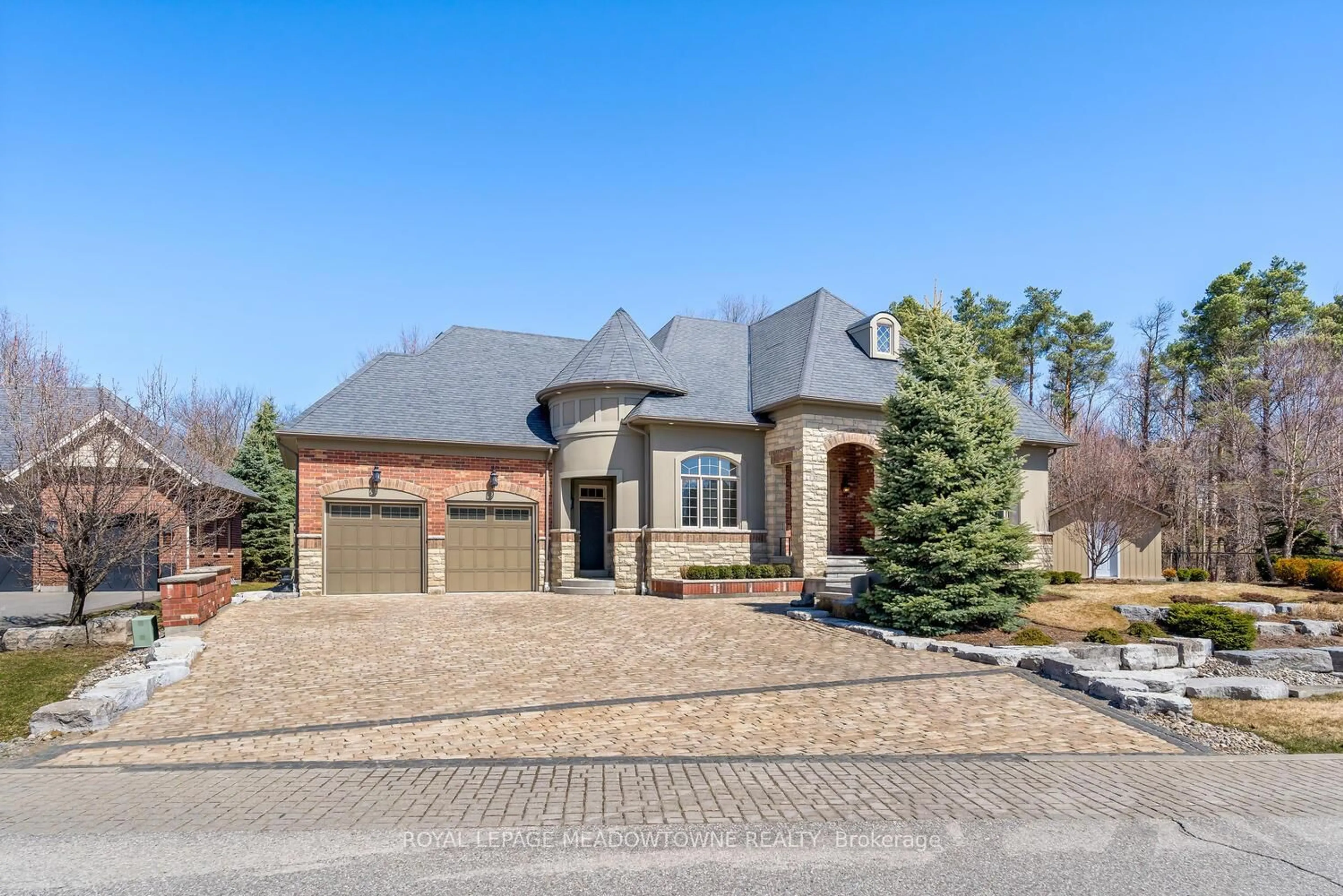 Home with brick exterior material, street for 32 Ainley Tr, Halton Hills Ontario L7G 0E6
